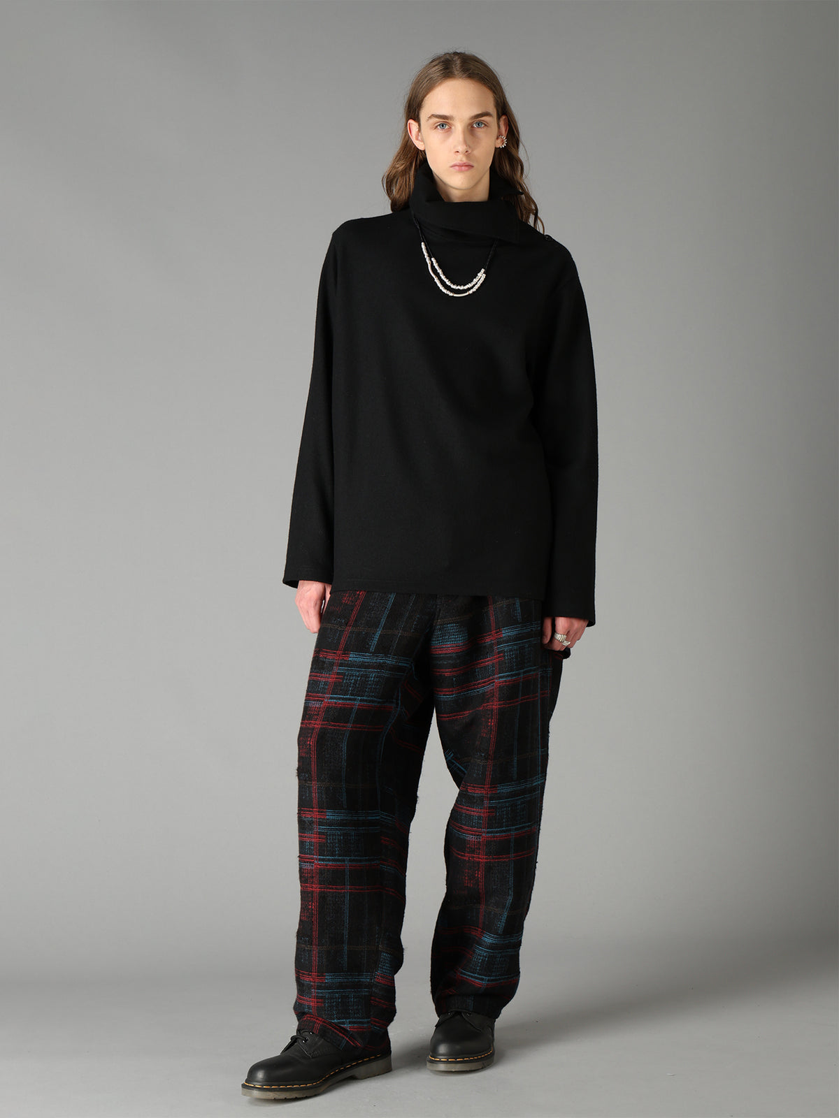 AIRY WOOL BLEND JERSEY TURTLENECK EMBROIDERED T-SHIRT