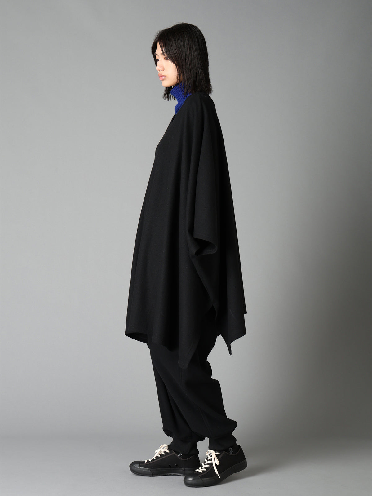 AIRY WOOL BLEND JERSEY CAPE SILHOUETTE CUTSEW TOP