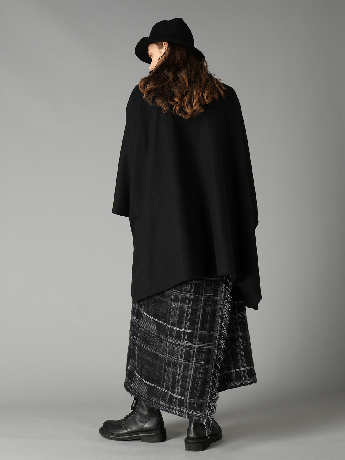 AIRY WOOL BLEND JERSEY CAPE SILHOUETTE CUTSEW TOP