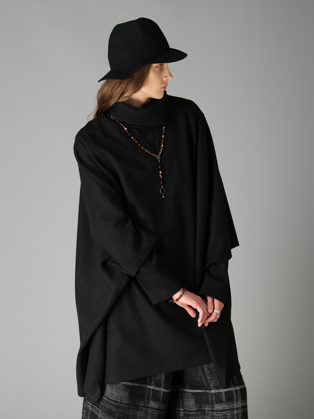 AIRY WOOL BLEND JERSEY CAPE SILHOUETTE CUTSEW TOP