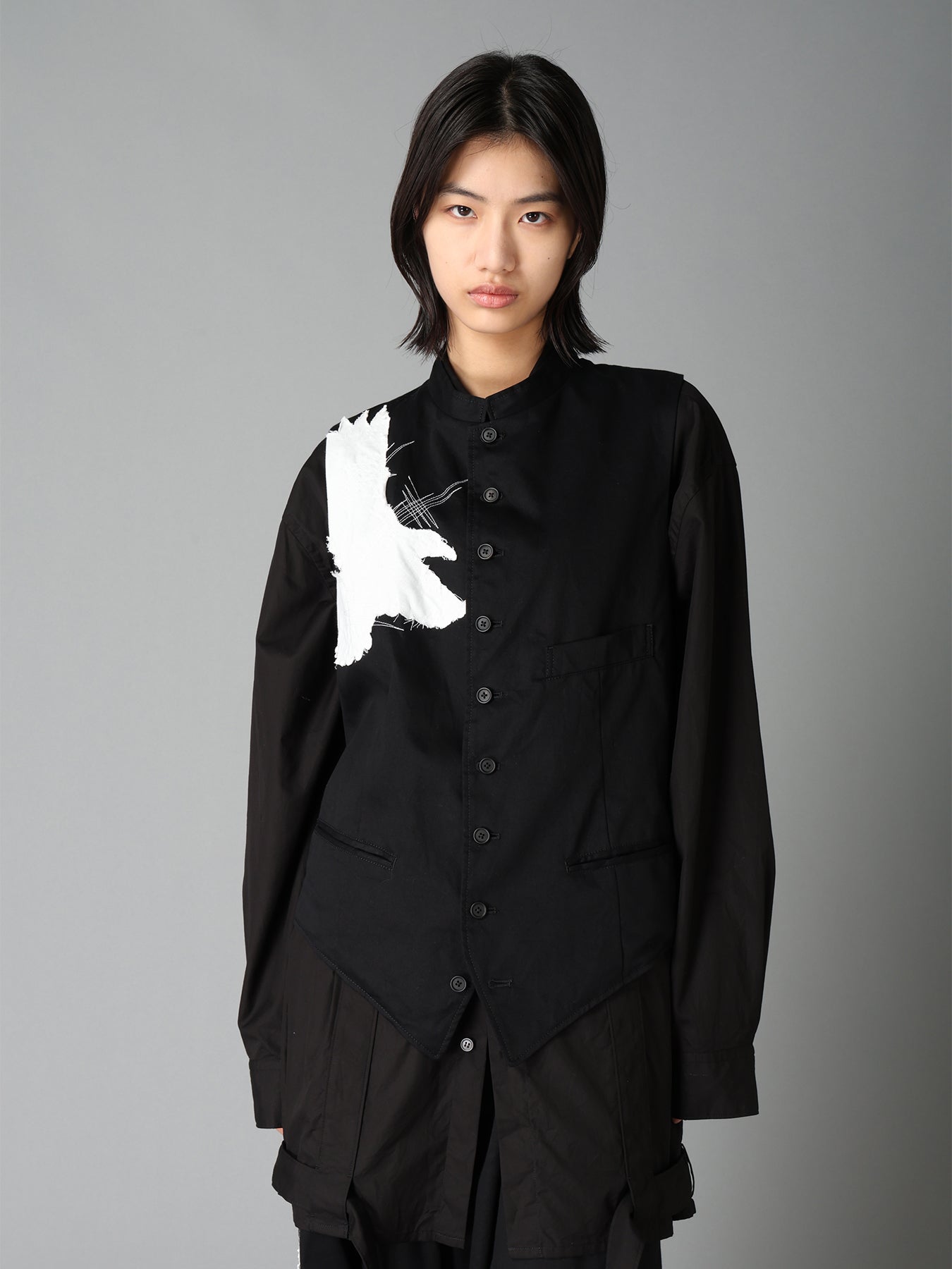 20/COTTON TWILL CROW PATCH VEST