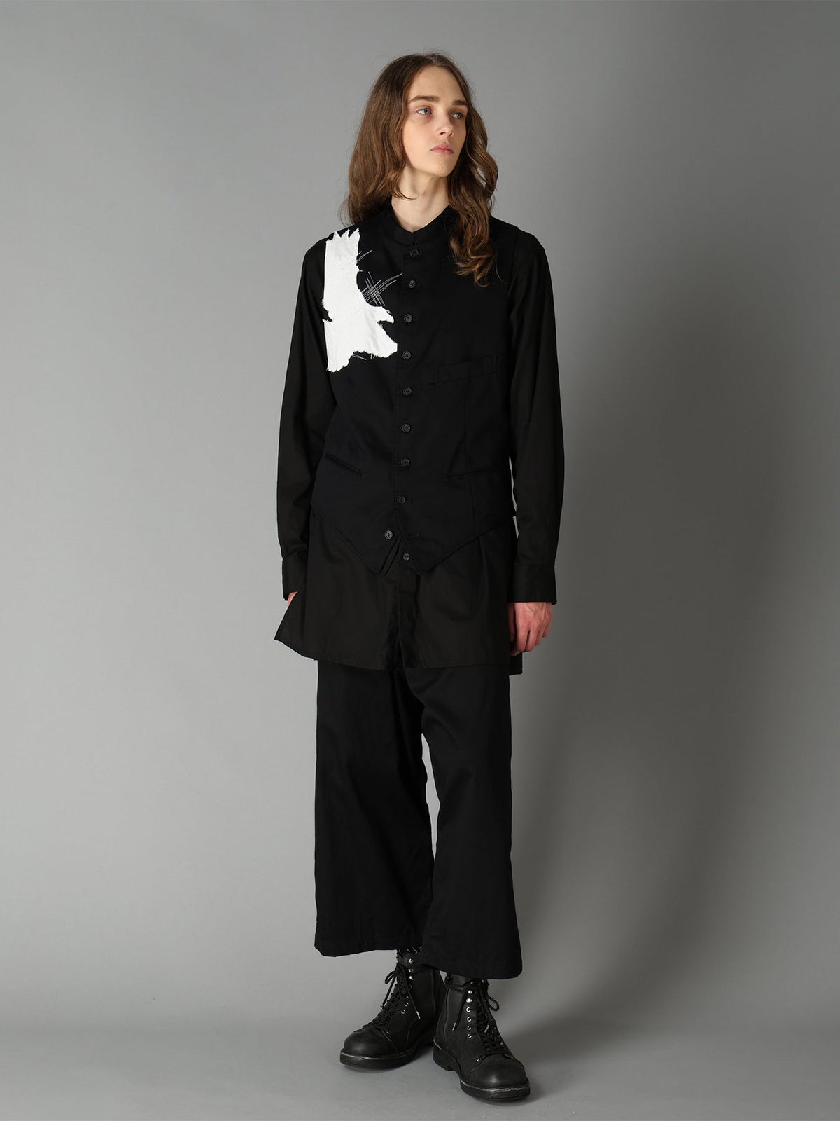 20/COTTON TWILL CROW PATCH VEST