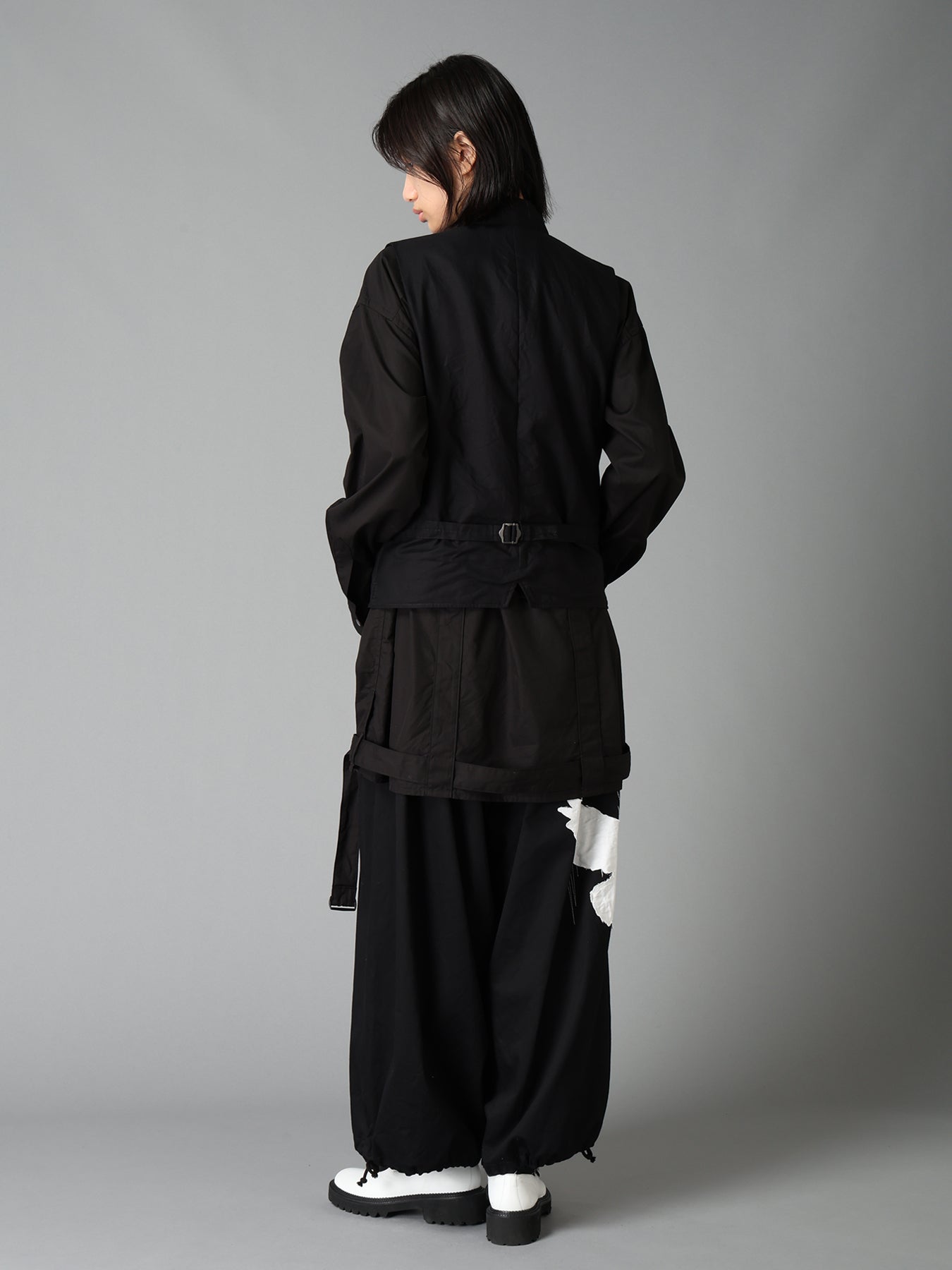 20/COTTON TWILL CROW PATCH VEST