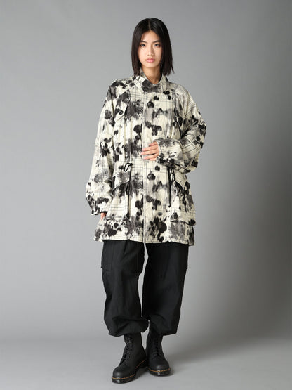 INK-WASH PRINTED RAGLAN STAND COLLAR UTILITY BLOUSON WITH DECORATIVE STITCH DETAILING