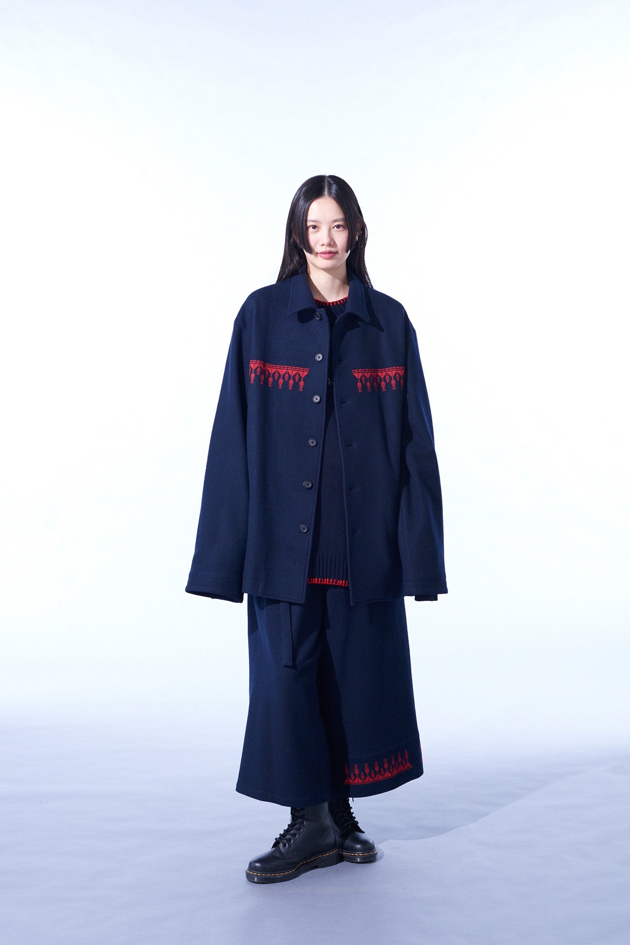 COMPRESSED JERSEY ETHNIC EMBROIDERED BLOUSON