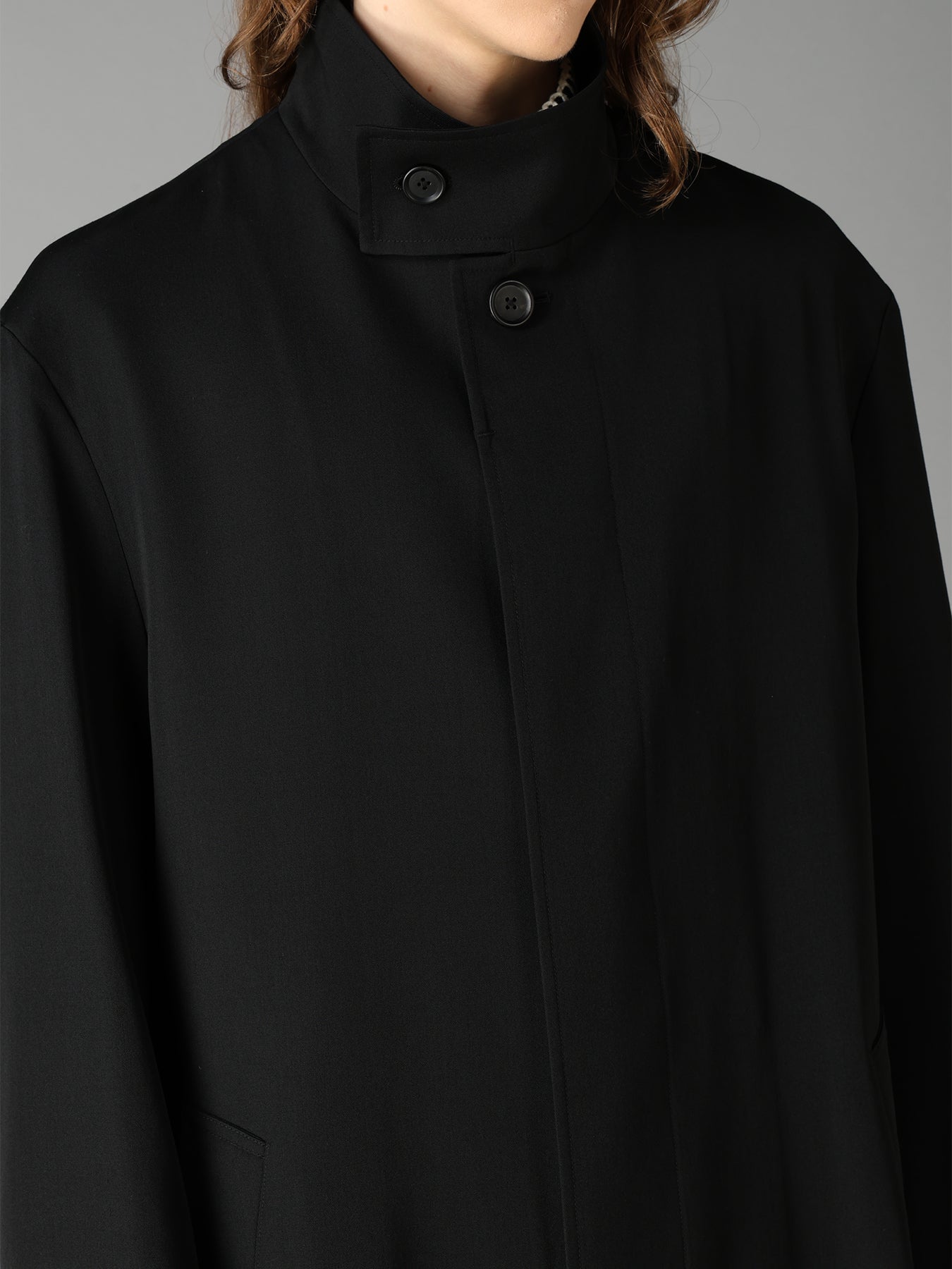 WASHER WOOL GABARDINE CONCEALED PLACKET STAND COLLAR COAT