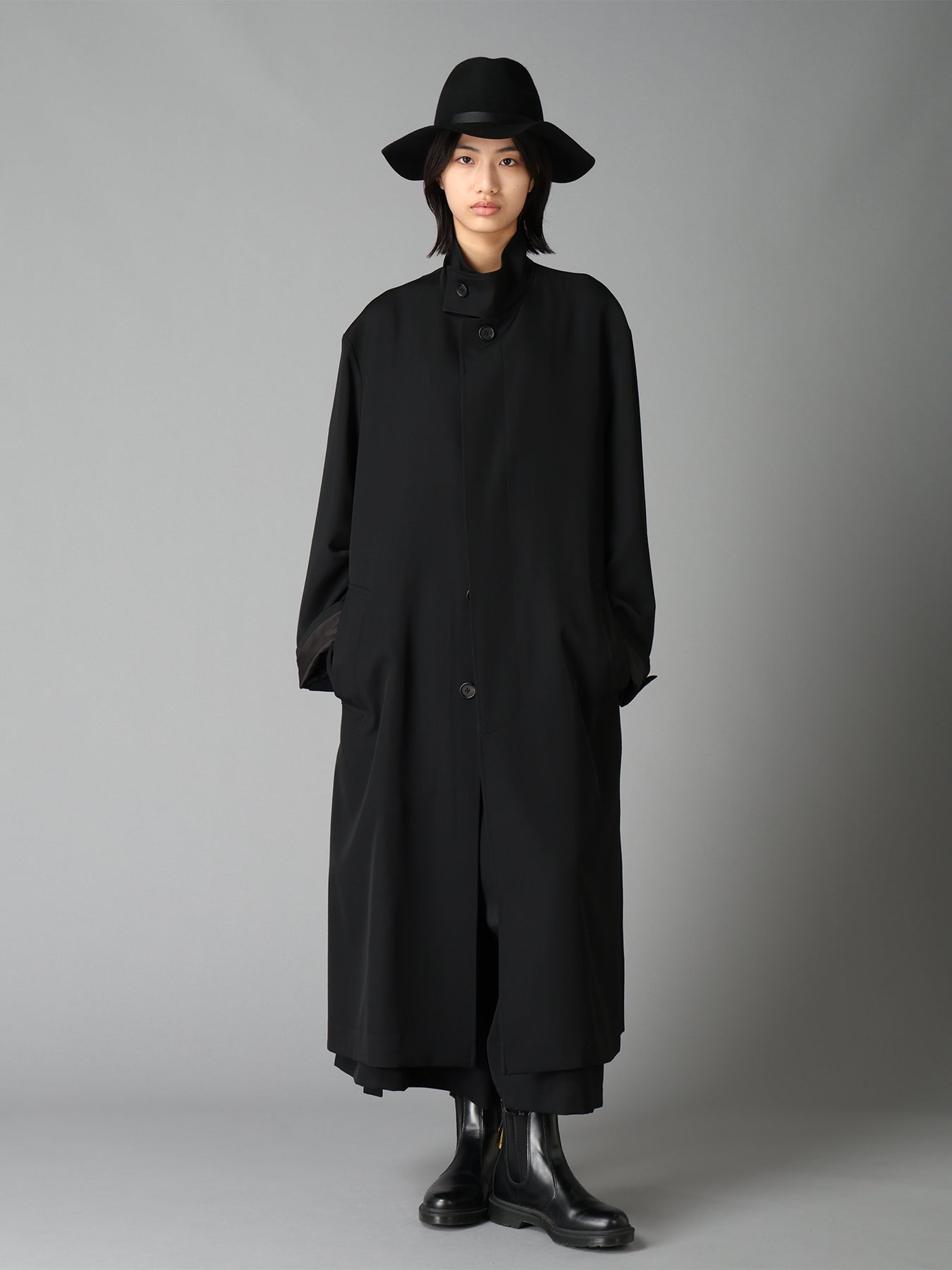 WASHER WOOL GABARDINE CONCEALED PLACKET STAND COLLAR COAT