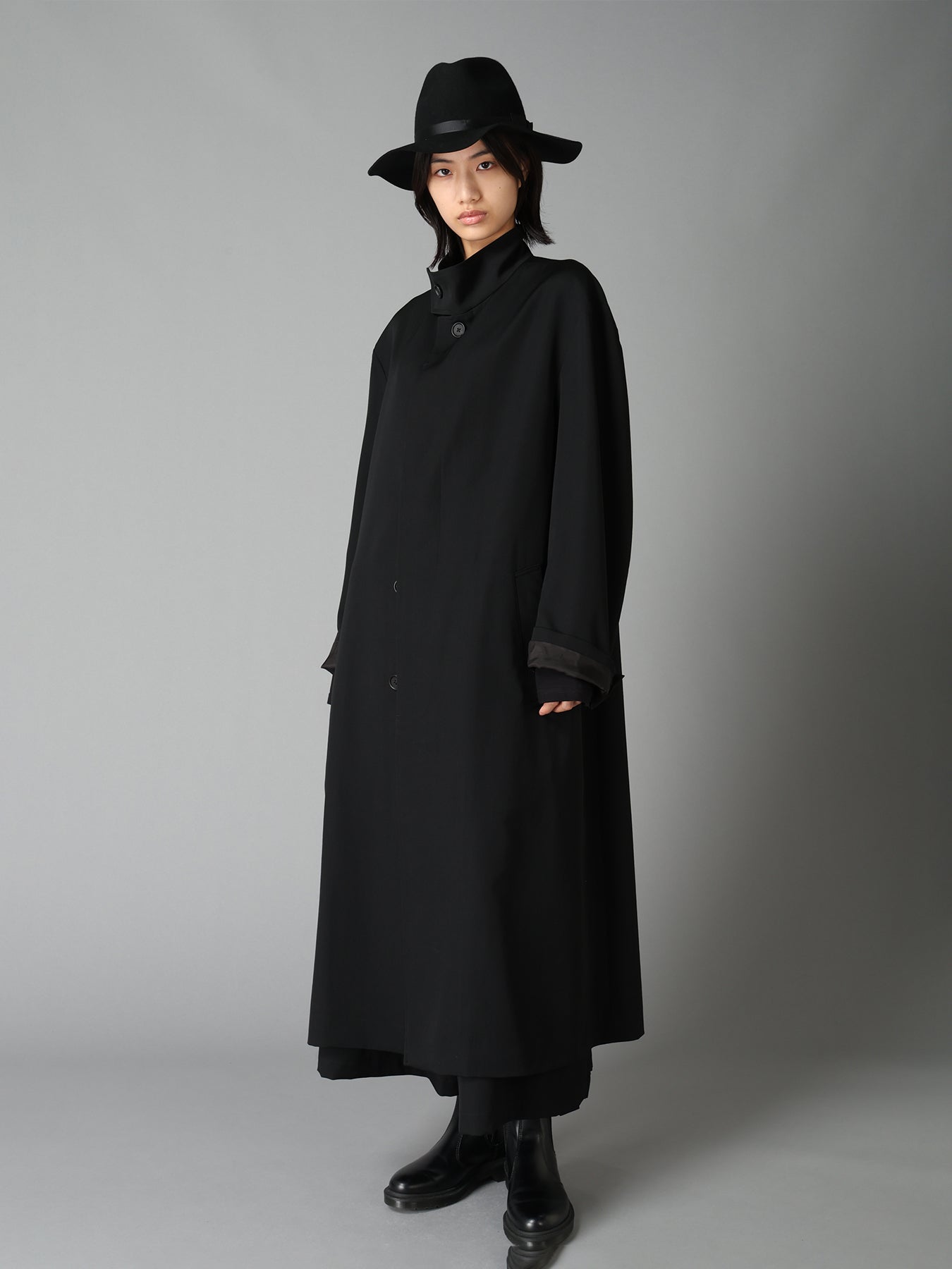 WASHER WOOL GABARDINE CONCEALED PLACKET STAND COLLAR COAT