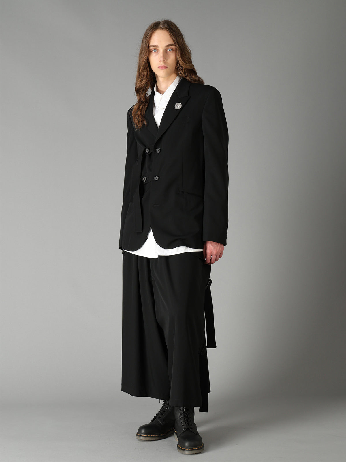 WASHER WOOL GABARDINE PEAK LAPEL BELTED JACKET