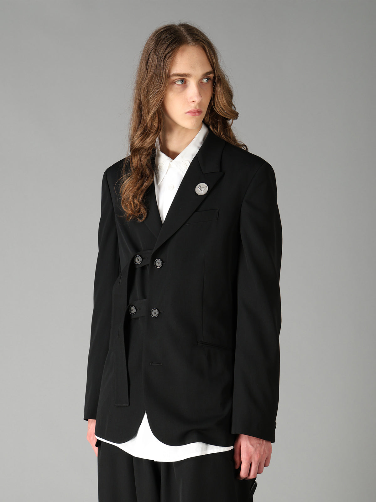 WASHER WOOL GABARDINE PEAK LAPEL BELTED JACKET