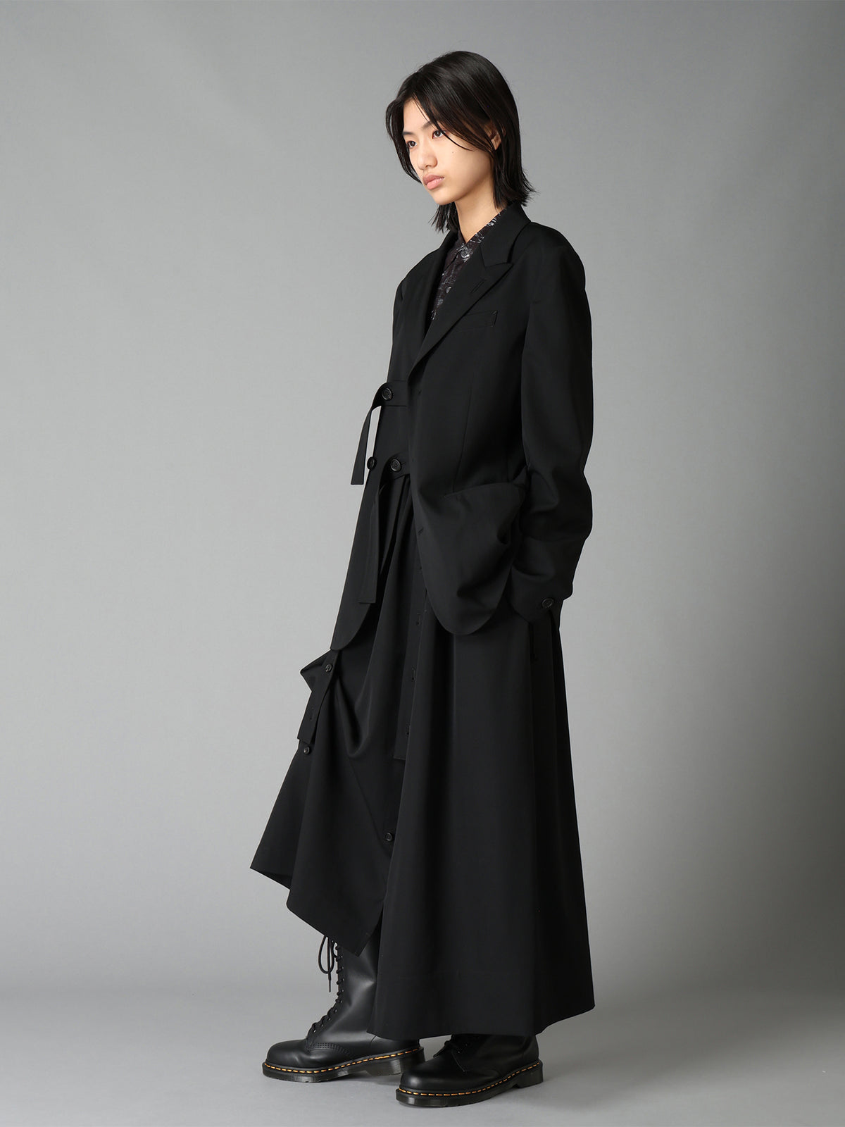 WASHER WOOL GABARDINE PEAK LAPEL BELTED JACKET