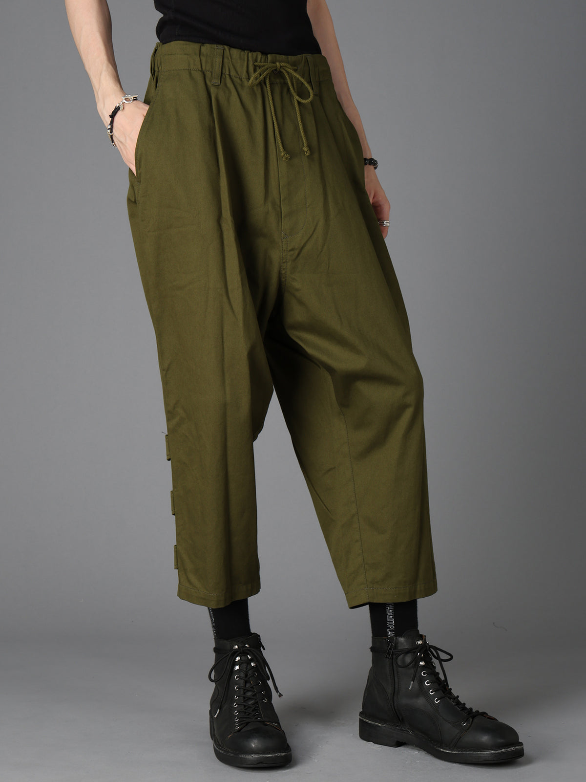 20/COTTON TWILL BELTED HEM DETAIL PANTS