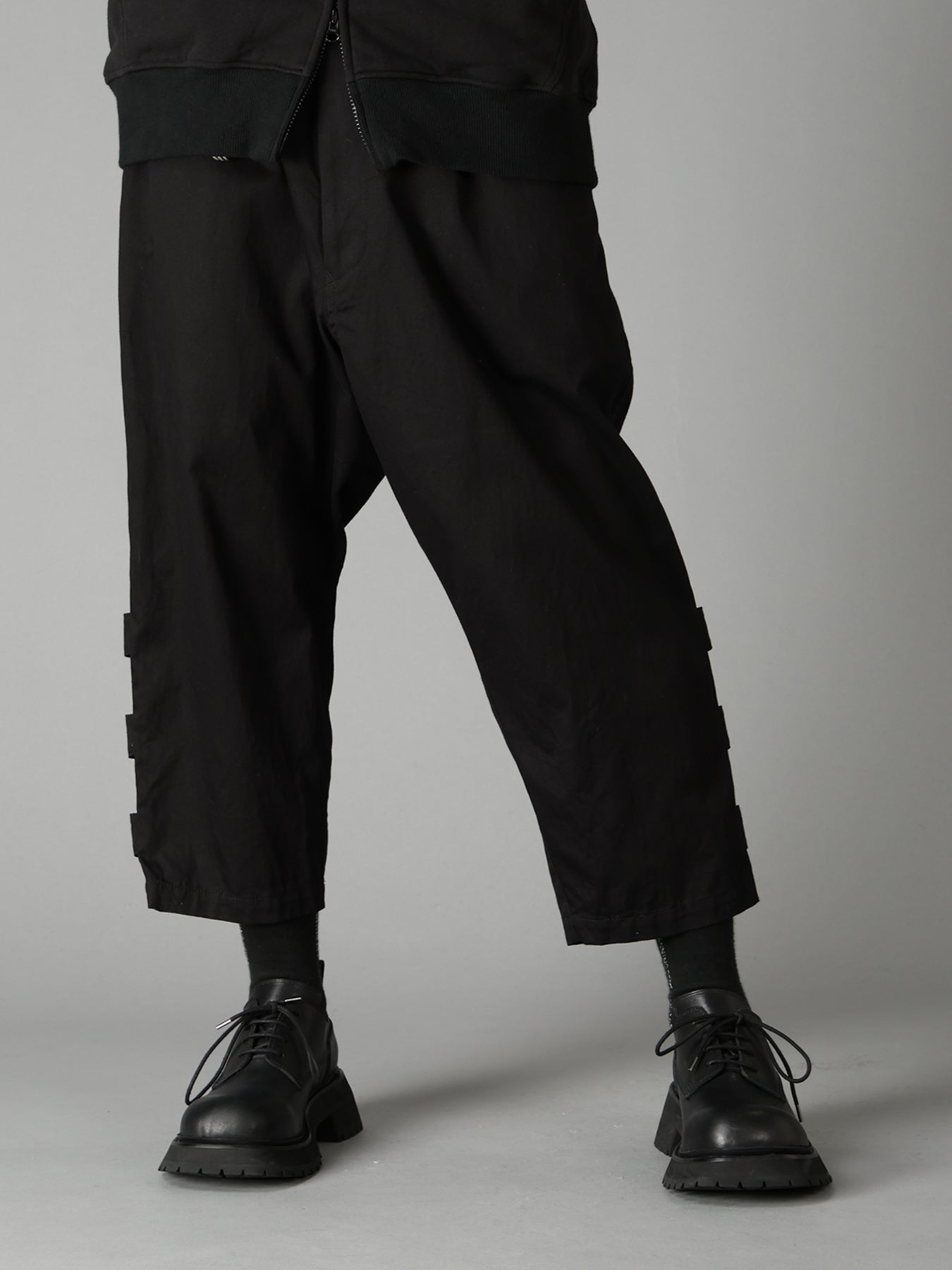 20/COTTON TWILL BELTED HEM DETAIL PANTS