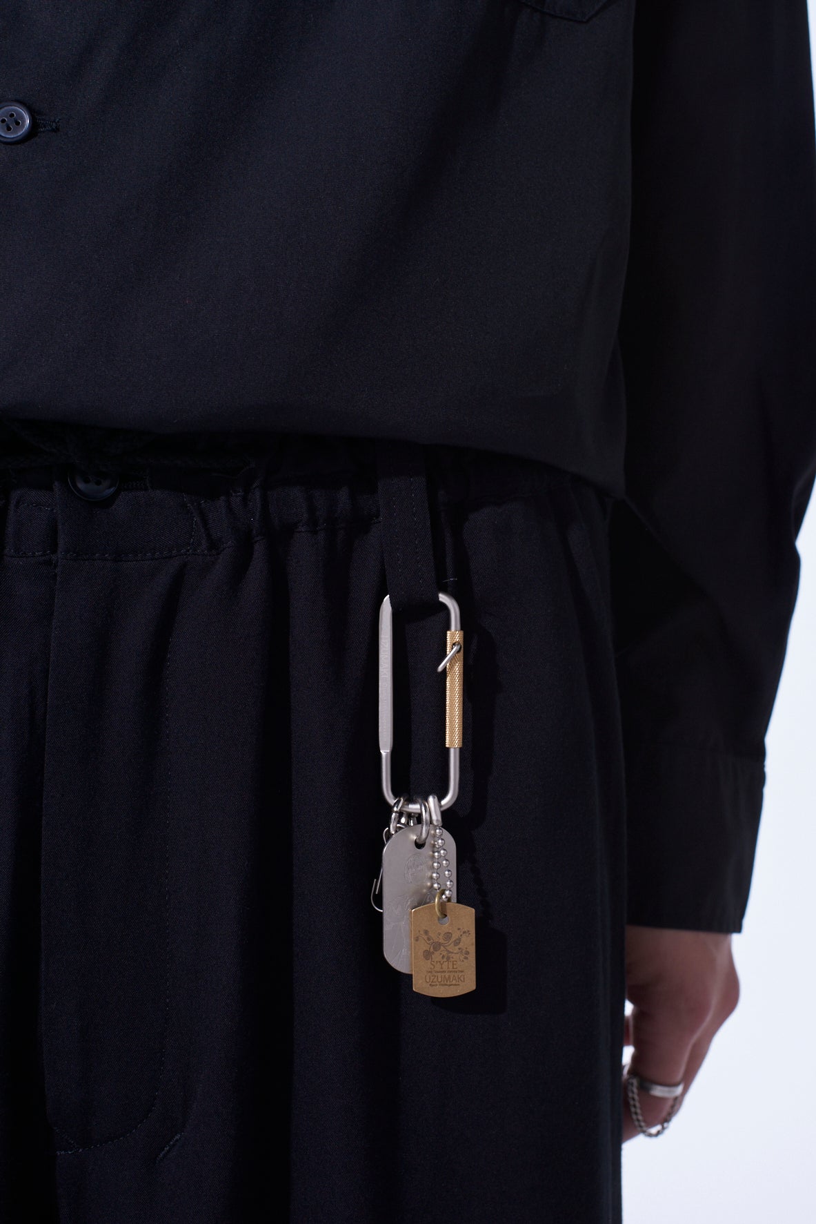 S'YTE × JUNJI ITO -UZUMAKI- AZAMI WEARING YOHJI YAMAMOTO DOG TAG CARABINER