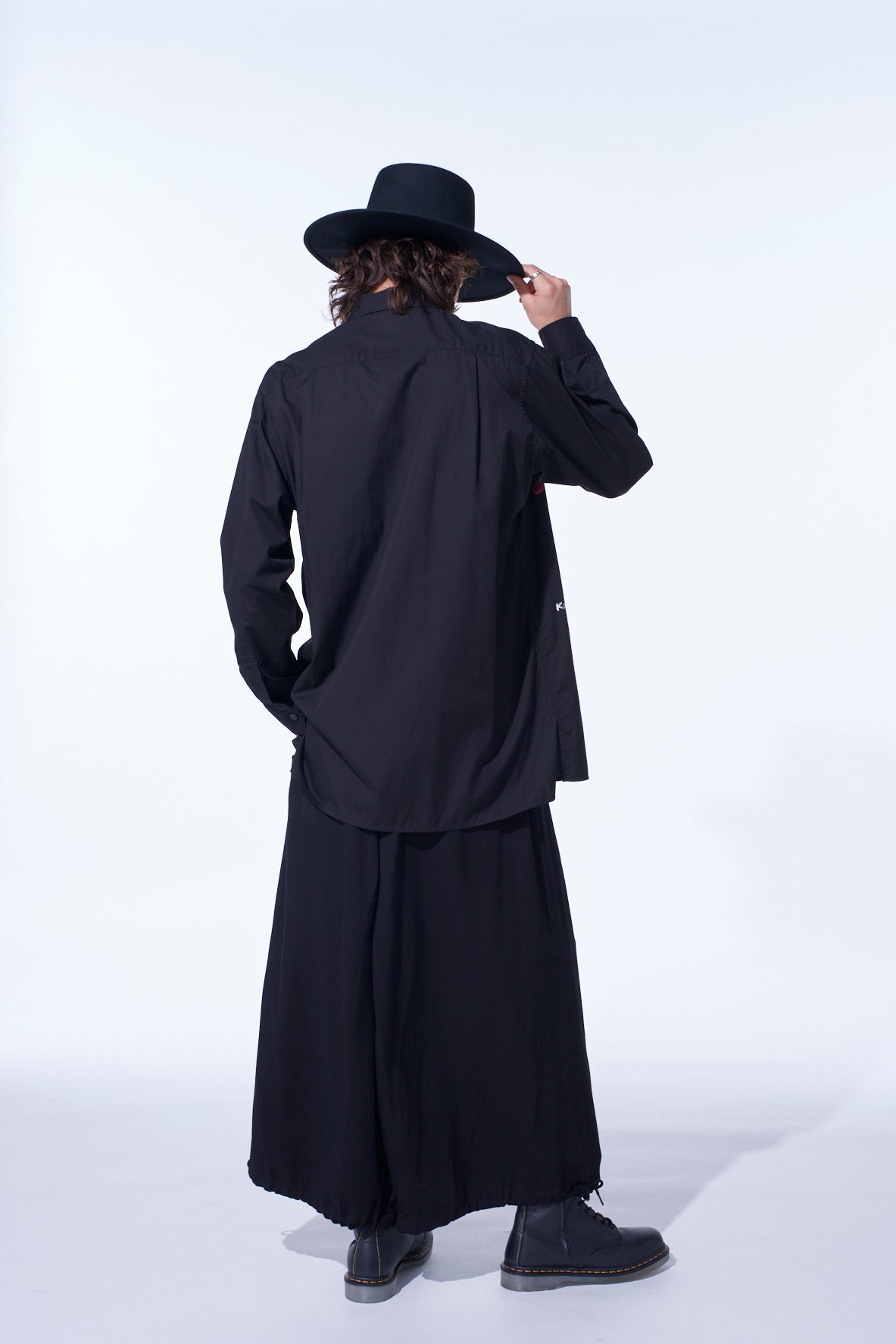 S'YTE × JUNJI ITO -UZUMAKI- KIRIE WEARING YOHJI YAMAMOTO PRINTED SHIRT