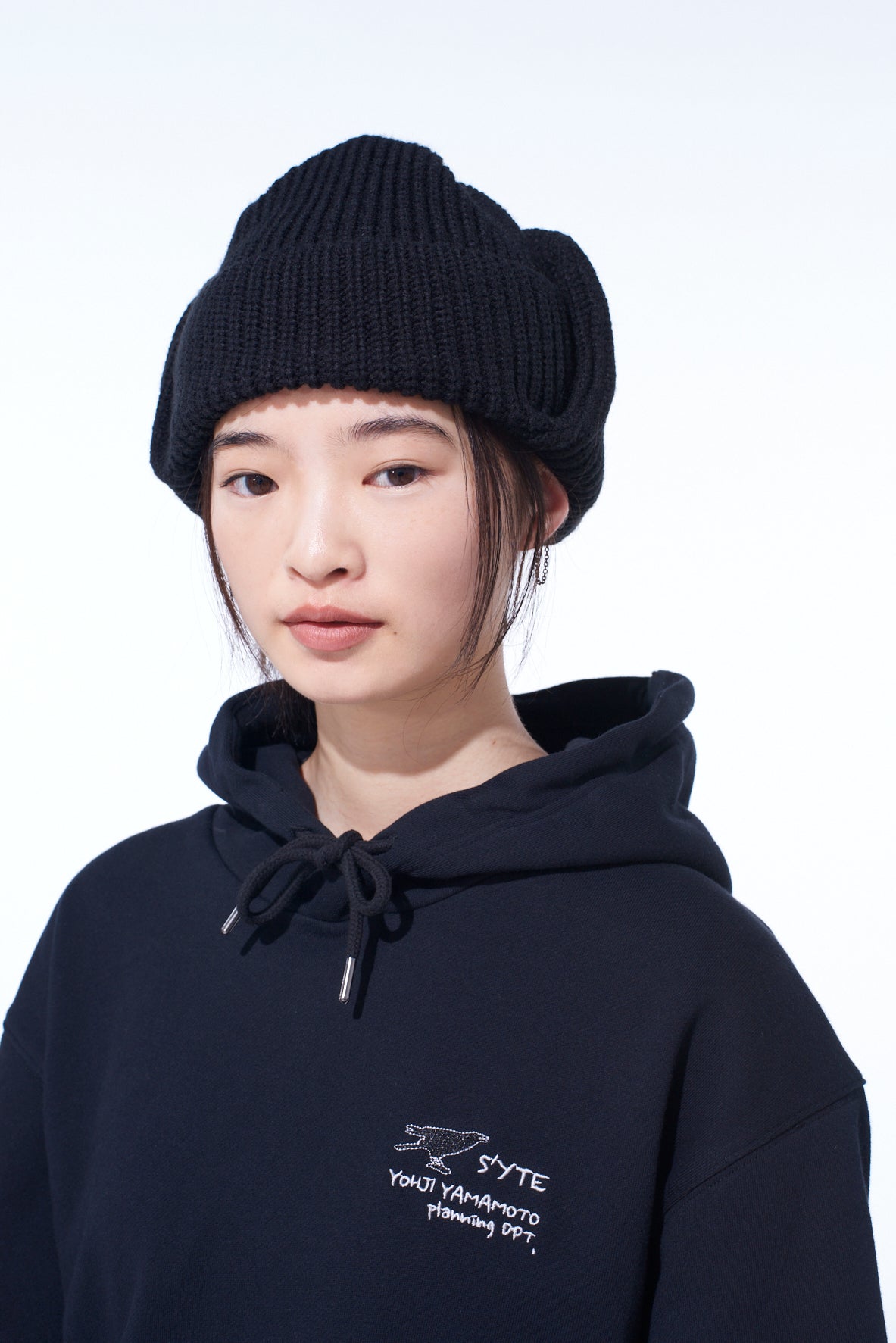 S'YTE × New Era LOGO KNIT TRAPPER