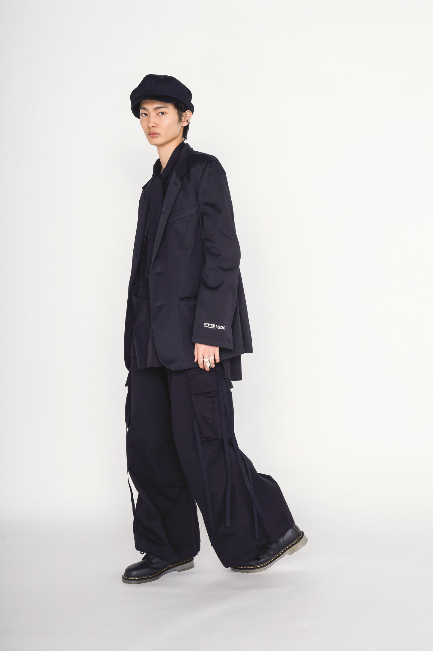 -S’YTE × GDC Collaborate Collection-WEPON CLOTH LOGO-PRINTED 5 BUTTON TAILORED JACKET