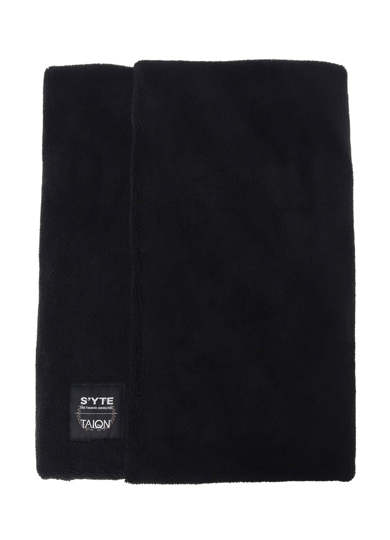 【S'YTE X TAION】REVERSIBLE QUILTED DOWN SCARF WITH BLACK FLEECE LINING