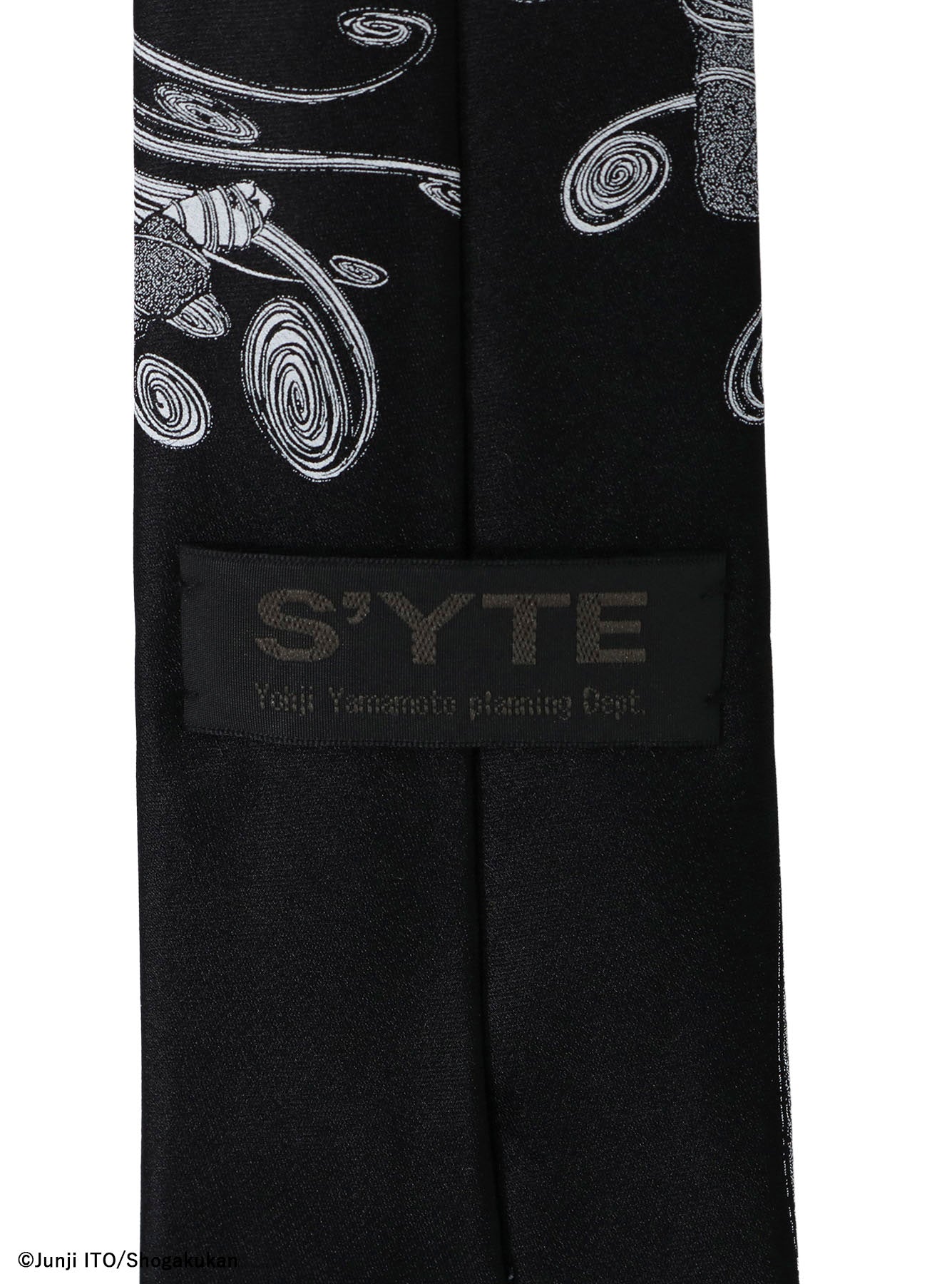 S'YTE × JUNJI ITO -UZUMAKI- KIRIE WEARING YOHJI YAMAMOTO SILK TIE