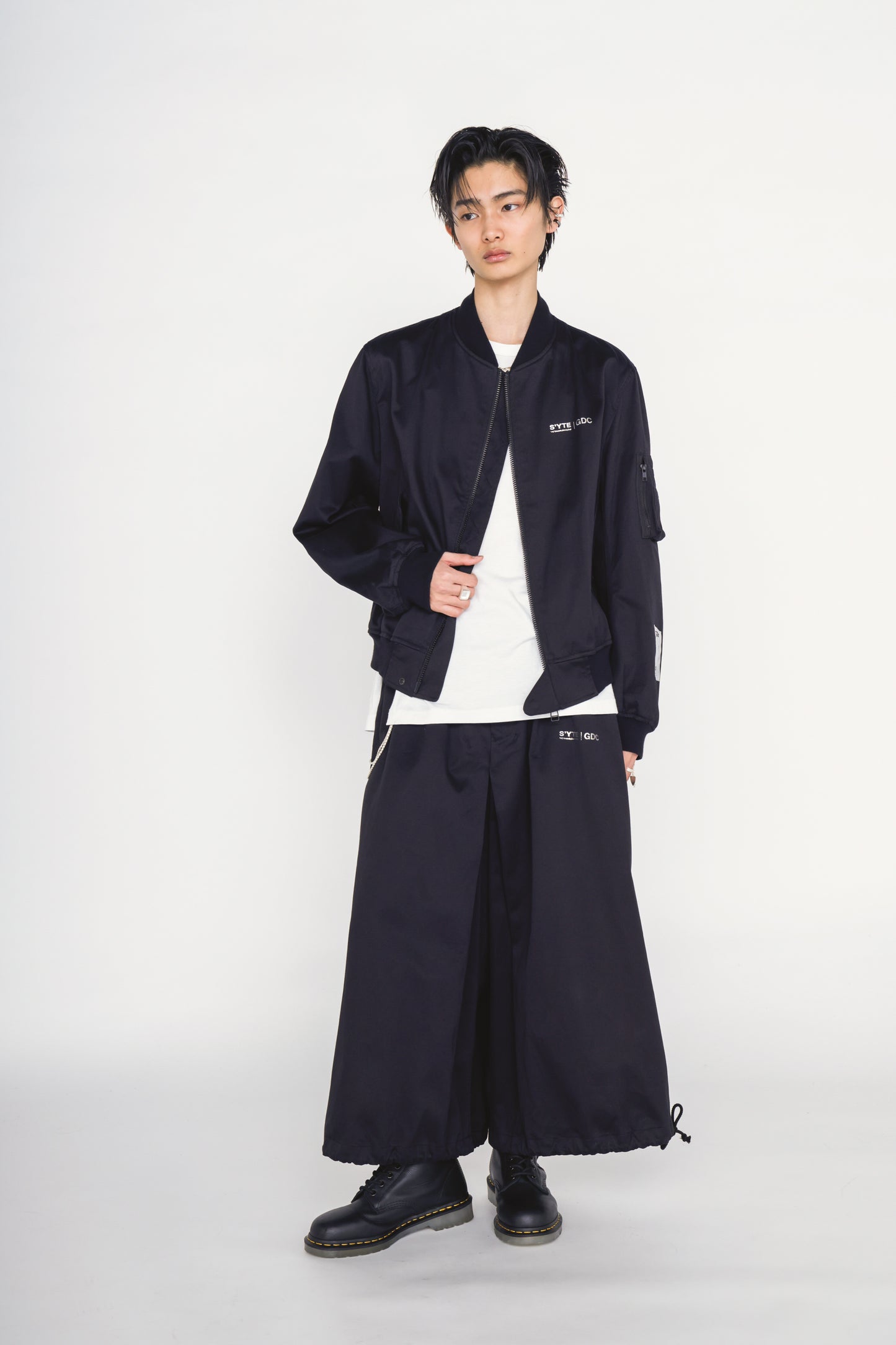 -S’YTE × GDC Collaborate Collection-WEPON CLOTH LOGO-PRINTED HAKAMA BALLOON PANTS