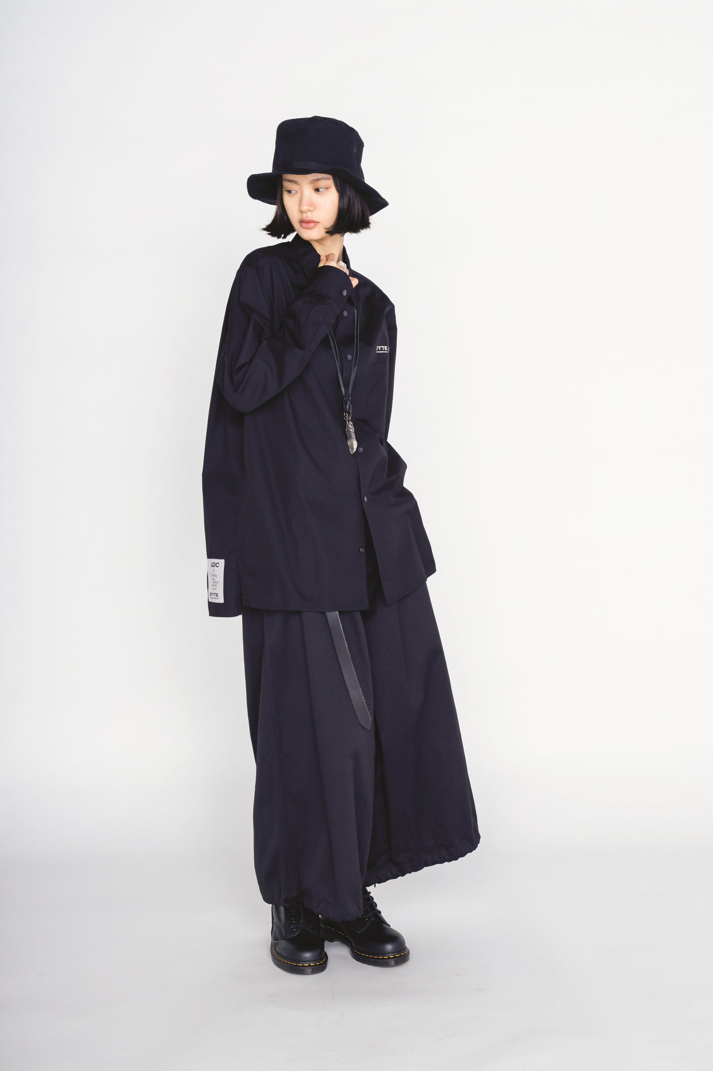 -S’YTE × GDC Collaborate Collection-WEPON CLOTH LOGO-PRINTED HAKAMA BALLOON PANTS