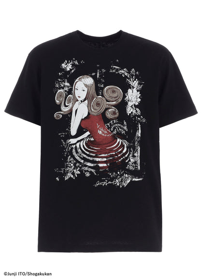 S'YTE × JUNJI ITO -UZUMAKI- KIRIE’S SPIRAL DRESS GRAPHIC T-SHIRT