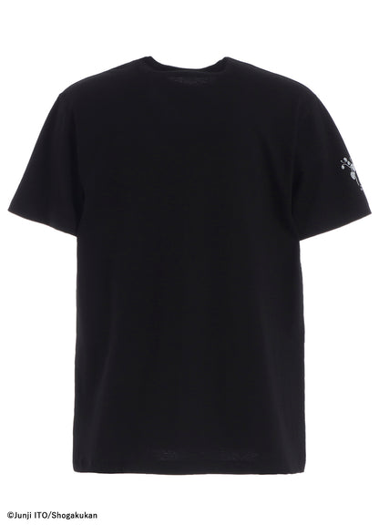 S'YTE × JUNJI ITO -UZUMAKI- AZAMI COLLAGE GRAPHIC T-SHIRT