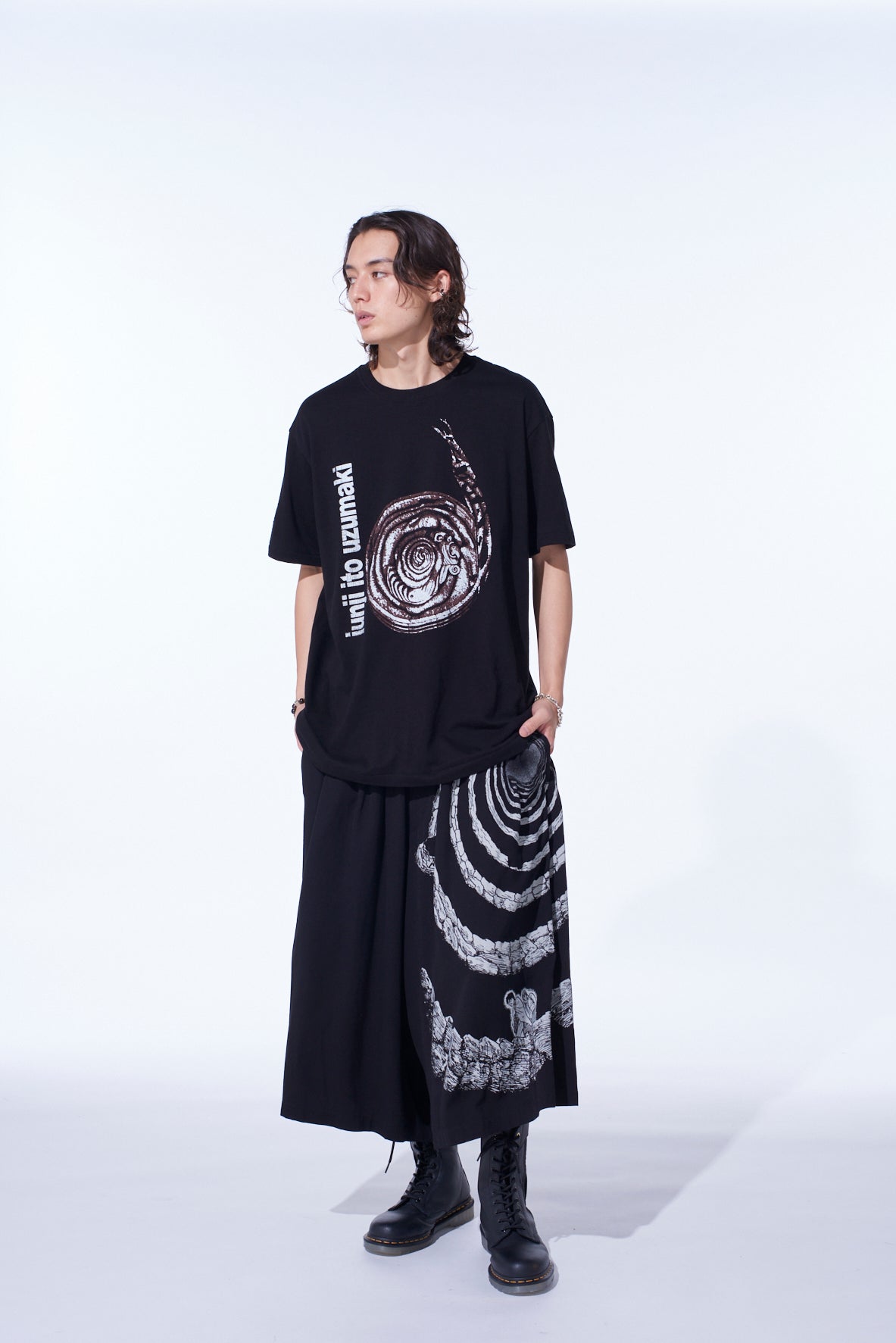 S'YTE × JUNJI ITO -UZUMAKI- THE SPIRAL GRAPHIC T-SHIRT