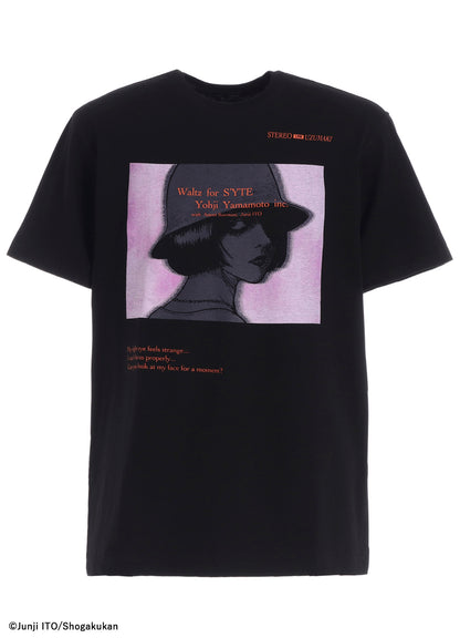 S'YTE × JUNJI ITO -UZUMAKI- AZAMI WALTZ FOR S’YTE GRAPHIC T-SHIRT