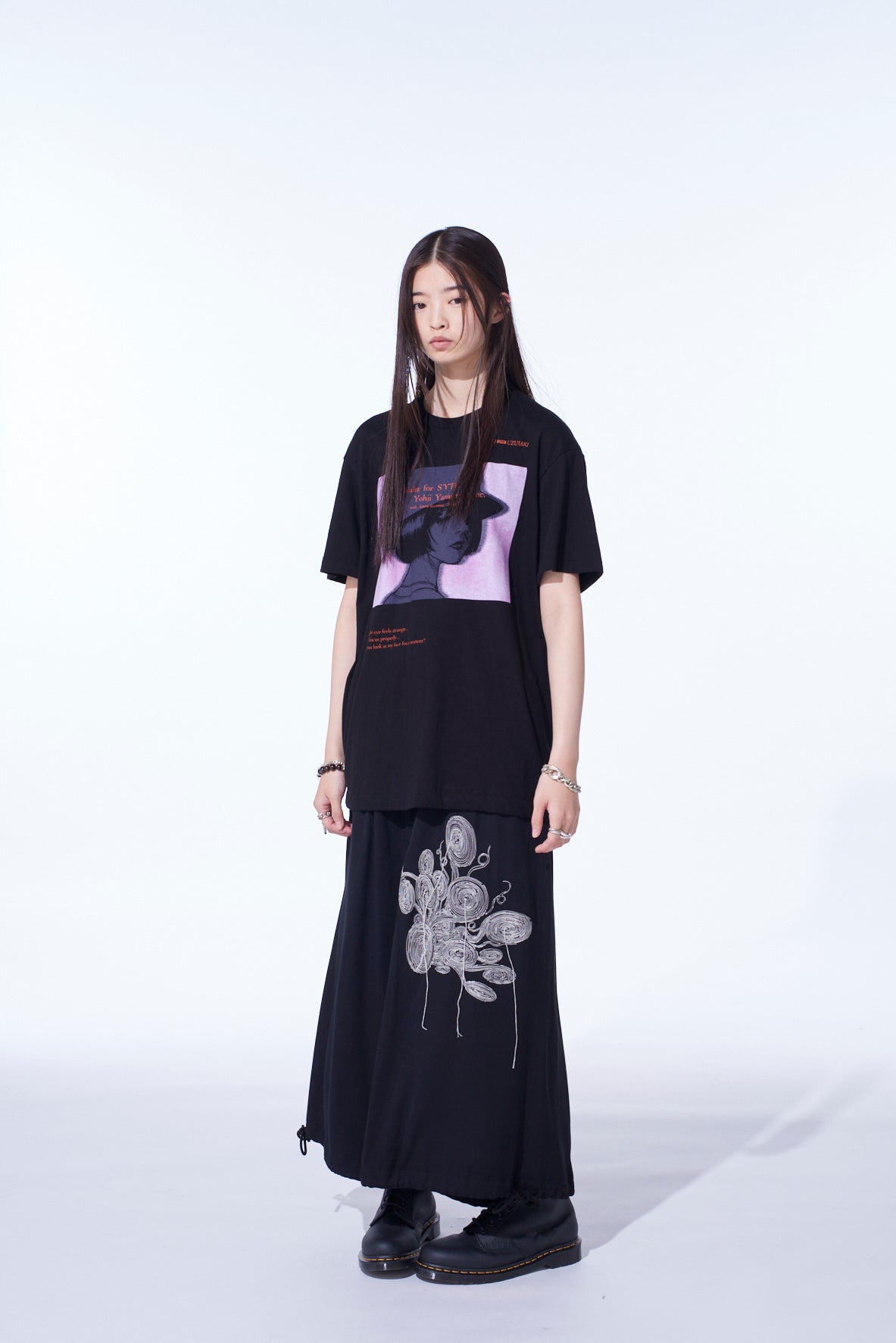 S'YTE × JUNJI ITO -UZUMAKI- AZAMI WALTZ FOR S’YTE GRAPHIC T-SHIRT
