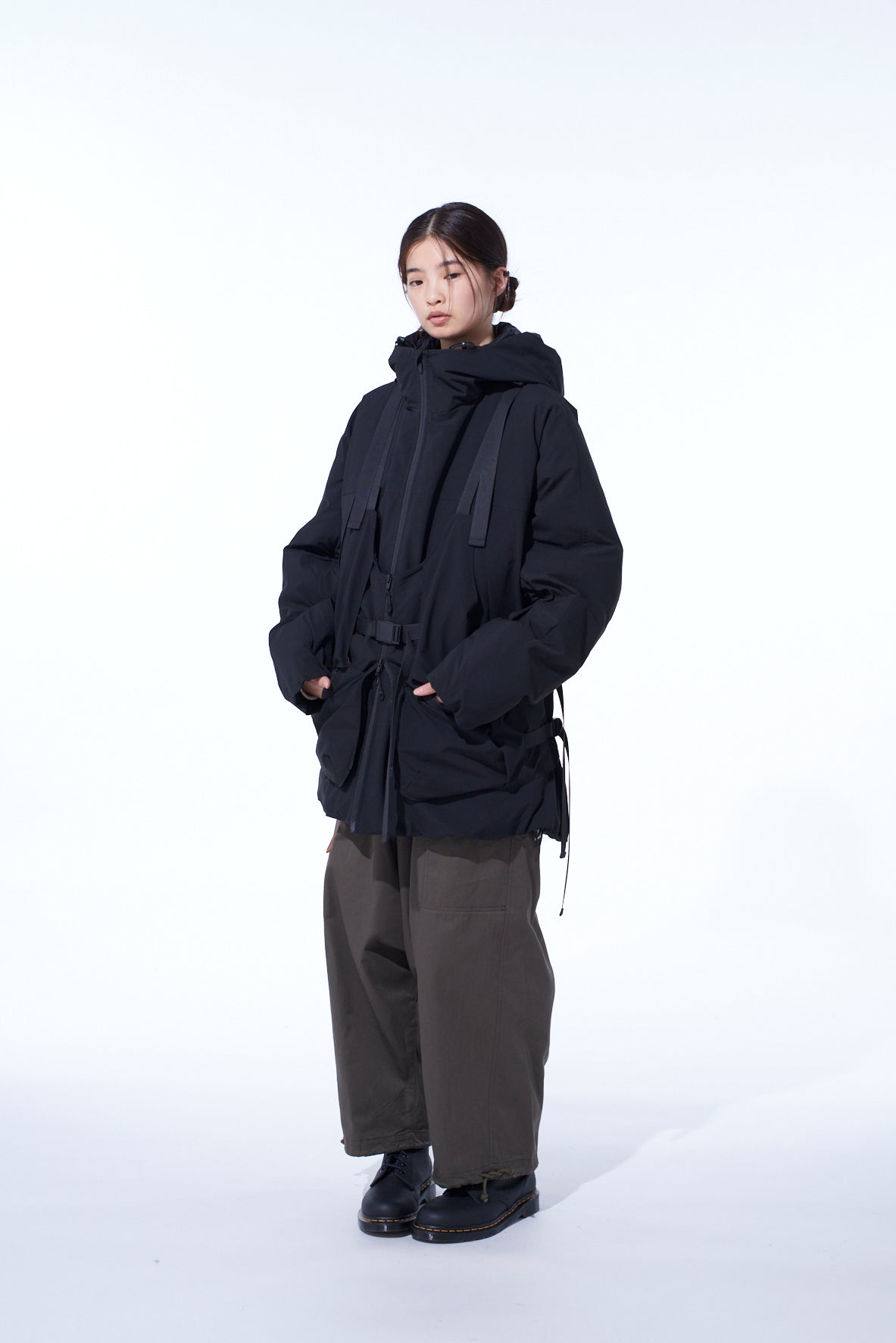 S'YTE MULTI-POCKET TECH VEST M（3） Black S'YTE X TAION】MULTI-POCKET TECH VEST – THE SHOP YOHJI YAMAMOTO