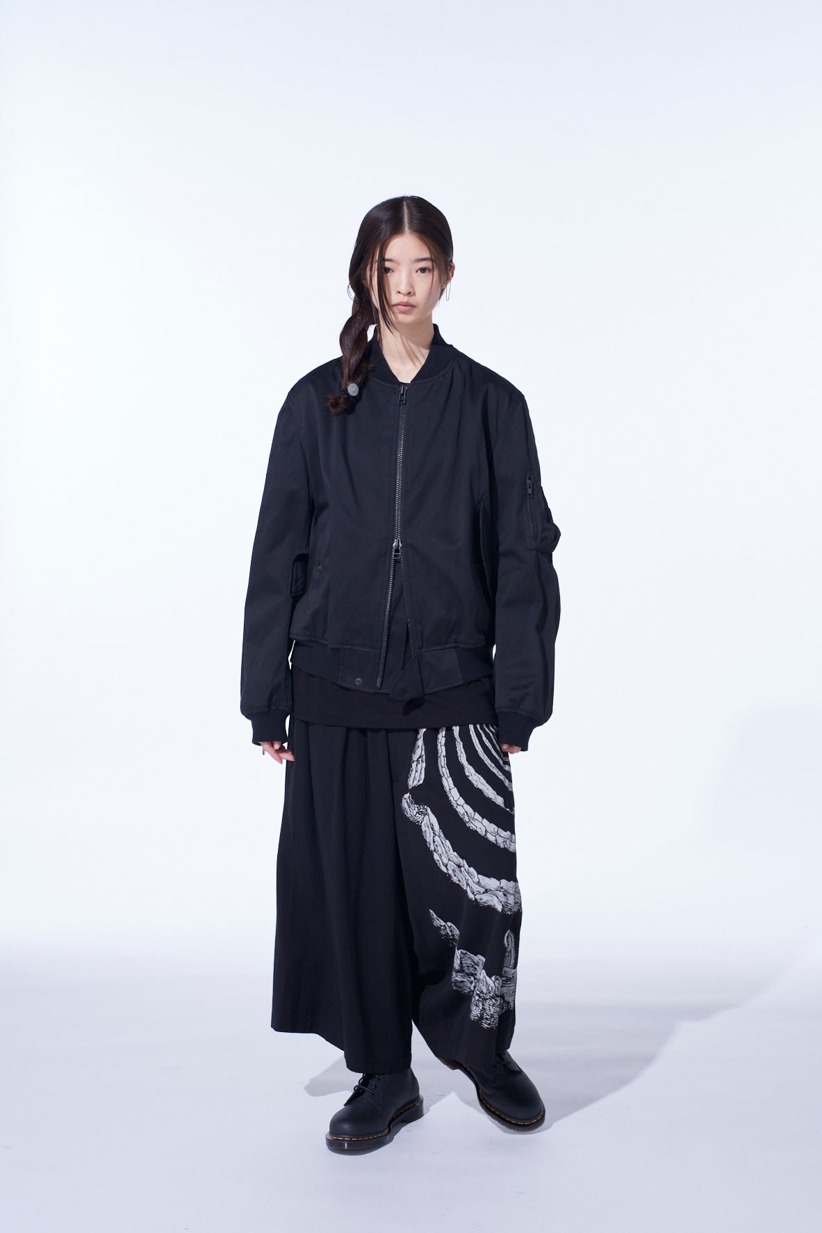 S'YTE × JUNJI ITO -UZUMAKI- AZAMI EMBROIDERY BOMBER JACKET