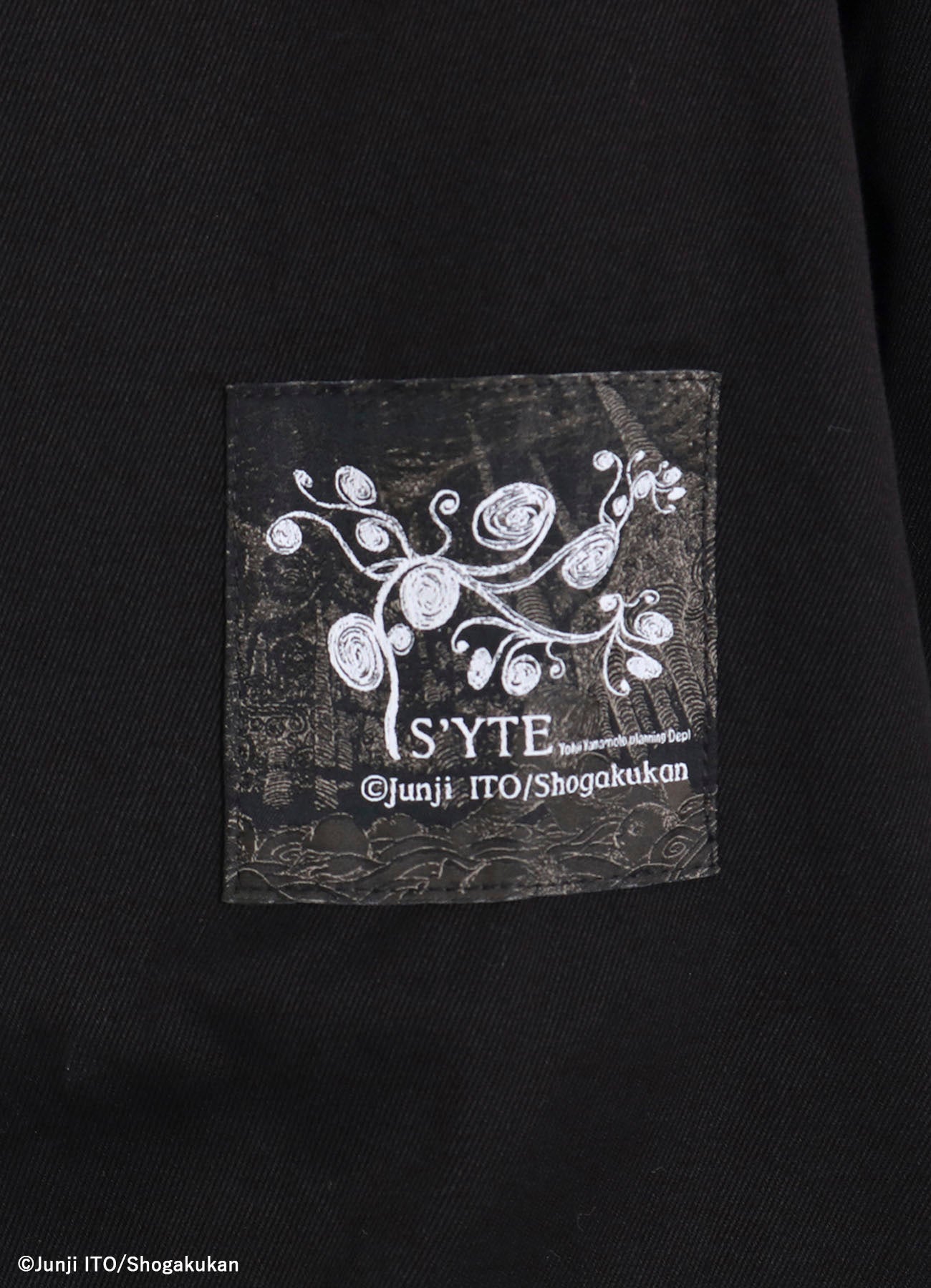 S'YTE × JUNJI ITO -UZUMAKI- KIRIE EMBROIDERY ZIPPER BLOUSON