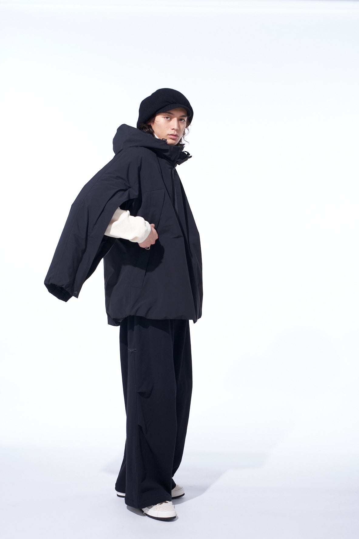 【S'YTE X TAION】YOKE SLEEVE DOWN PARKA