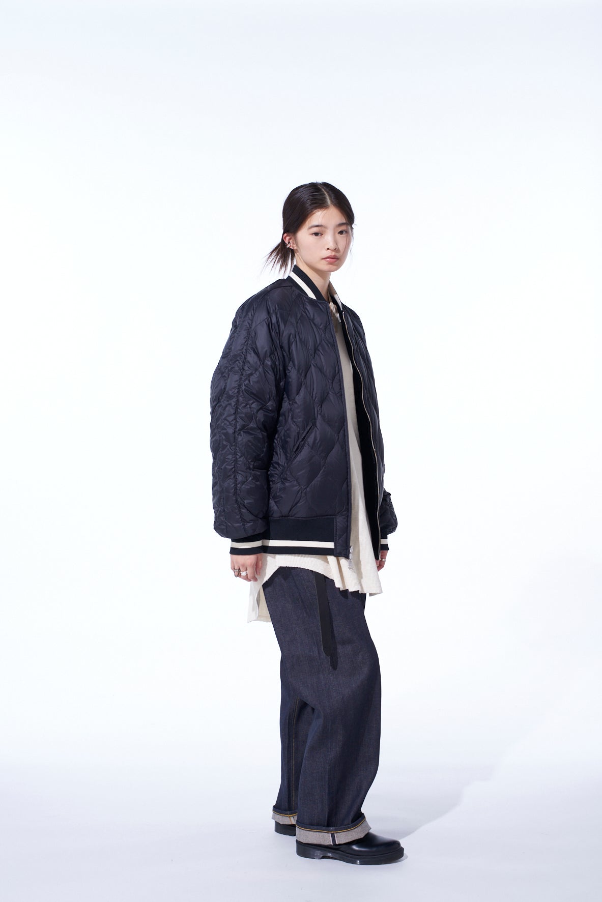 【S'YTE X TAION】EMBROIDERY QUILTED DOWN REVERSIBLE BOMBER JACKET