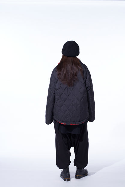 【S'YTE X TAION】REVERSIBLE QUILTED RED PRINTED FLEECE JACKET