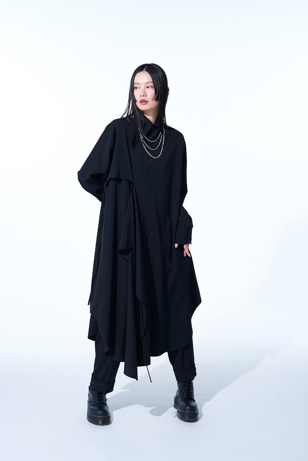 WASHER FINISHED WOOL GABARDINE SHIRT DRESS WITH DOUBLE-TAILORED RIGHT FRONT