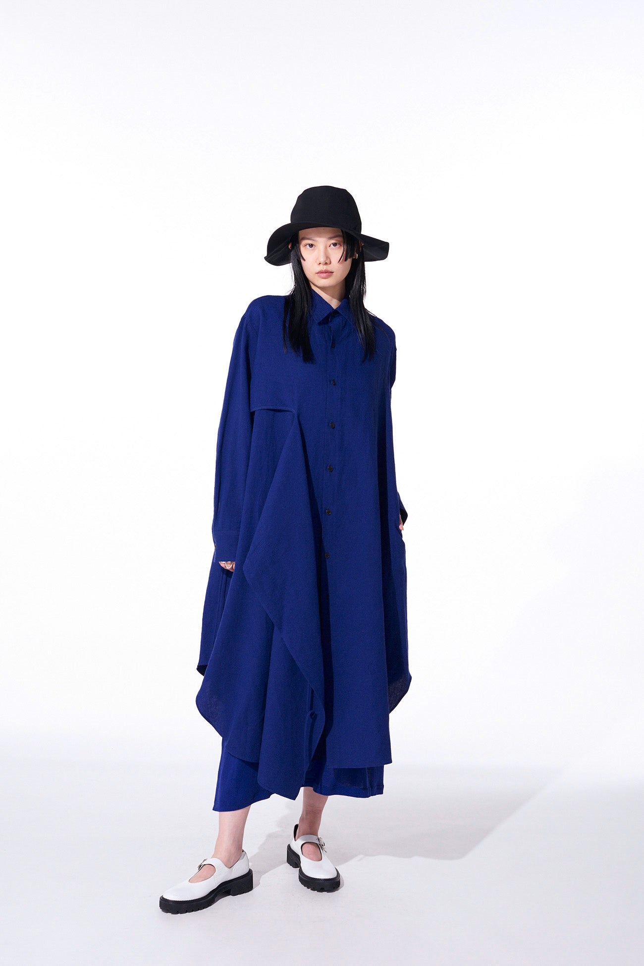 LINEN WASHED CLOTH SHIRT DRESS WITH DOUBLE-TAILORED RIGHT FRONT