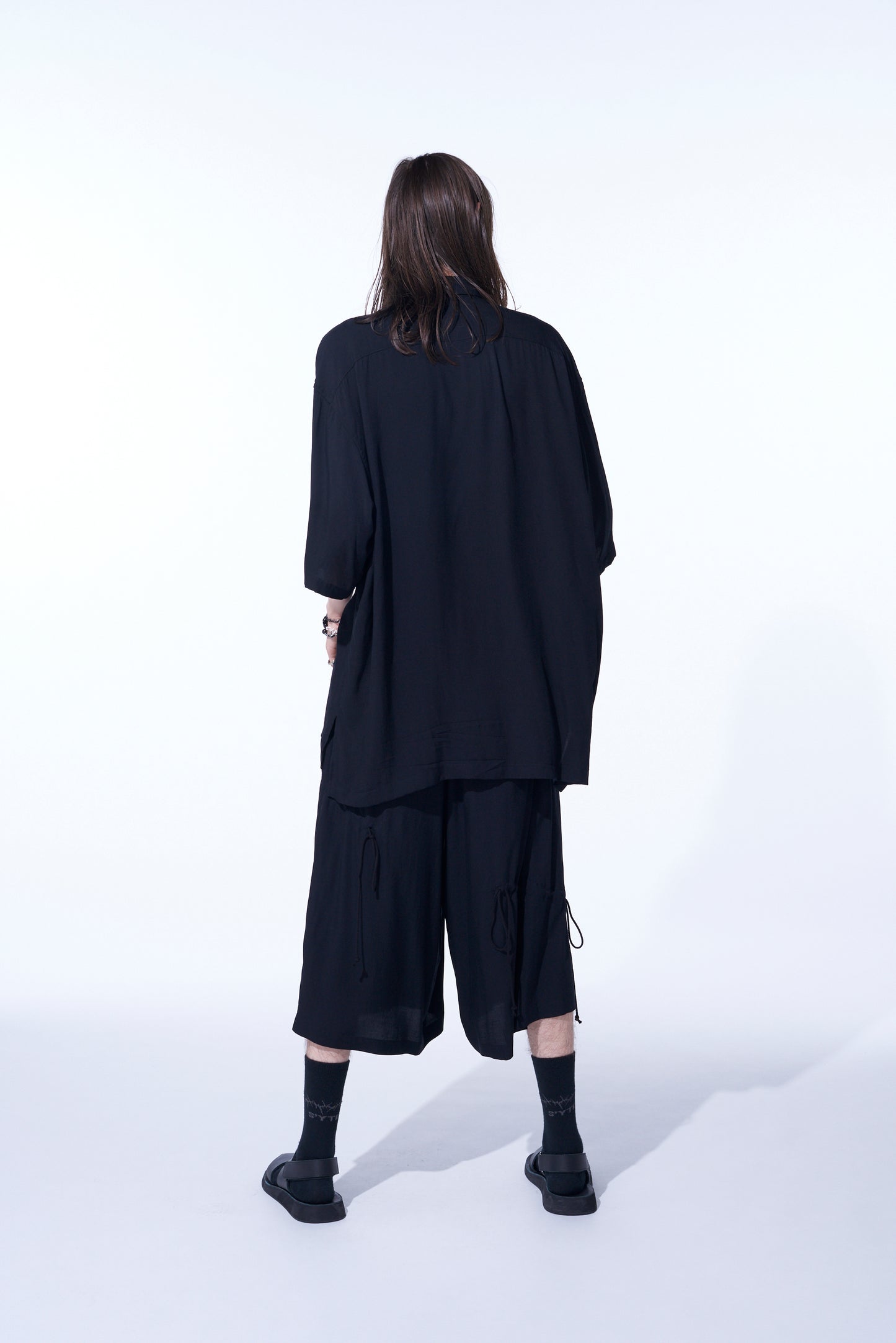 RAYON WASHER TWILL OVERSIZED SHORT-SLEEVE SHIRT WITH FLAP POCKETS