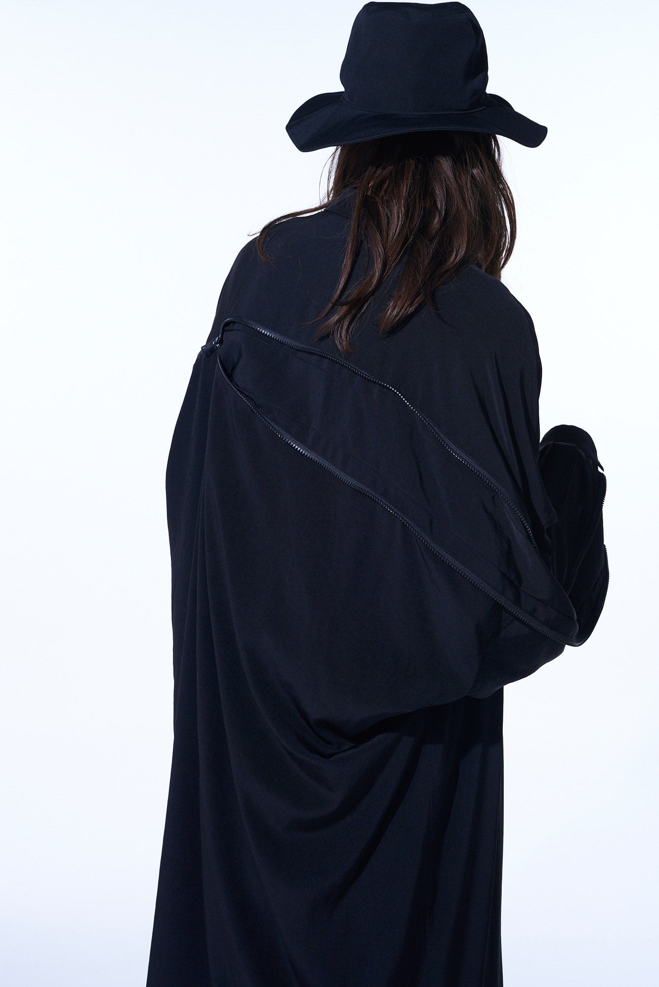 CREPE DE CHINE BACK YOKE ZIP COAT