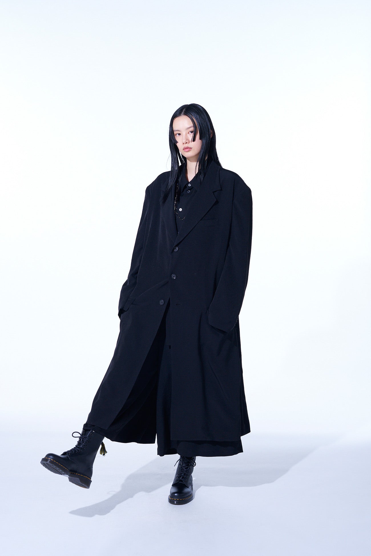 CREPE DE CHINE OVERSIZED NOTCHED LAPEL LONG JACKET