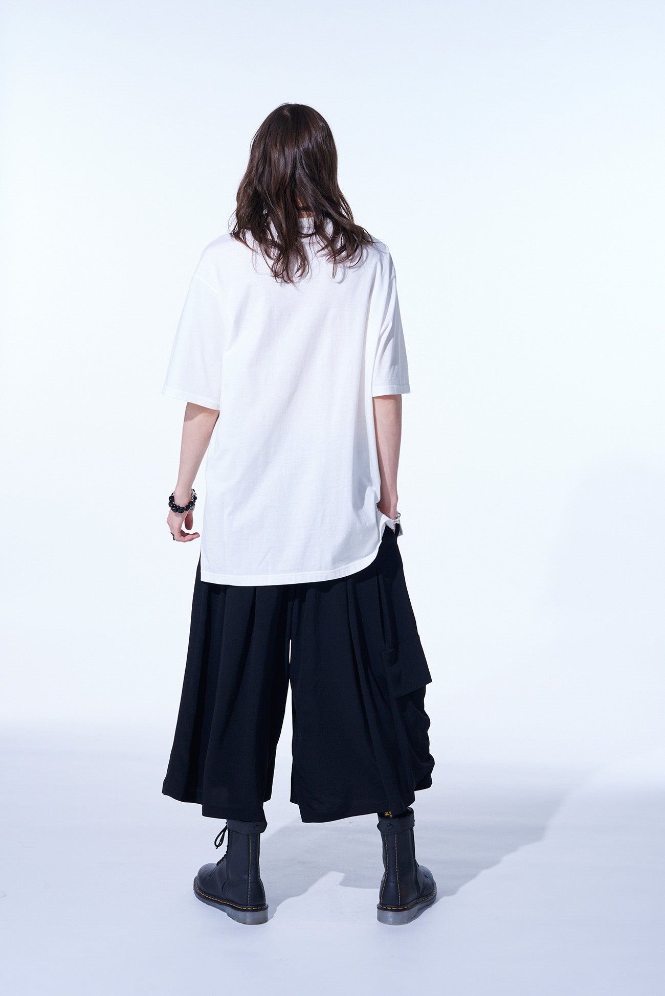 CREPE DE CHINE CROPPED WIDE PANTS WITH GUSSETED FLAP POCKET