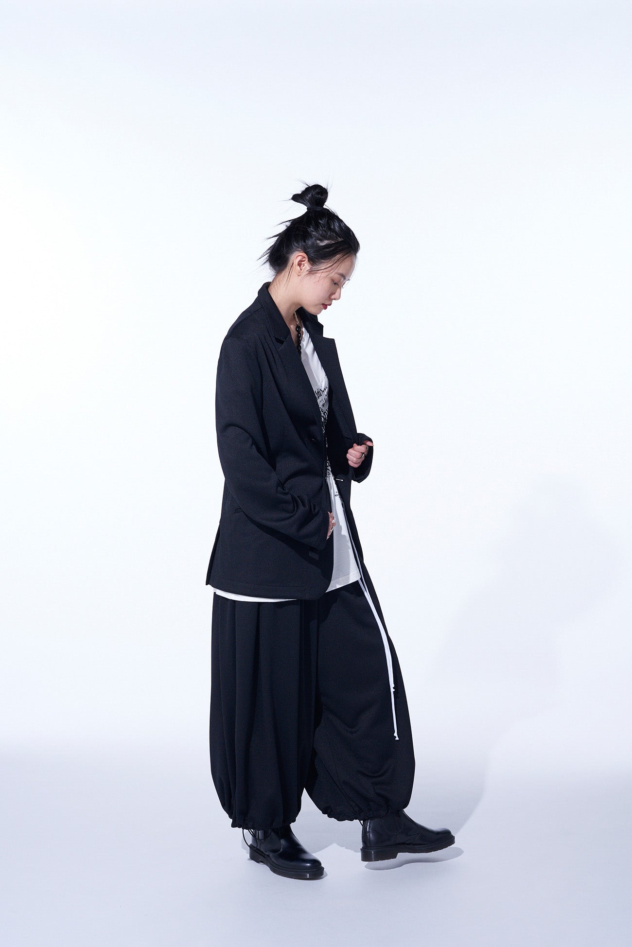 POLYESTER SMOOTH JERSEY 12-PLEATS PANTS