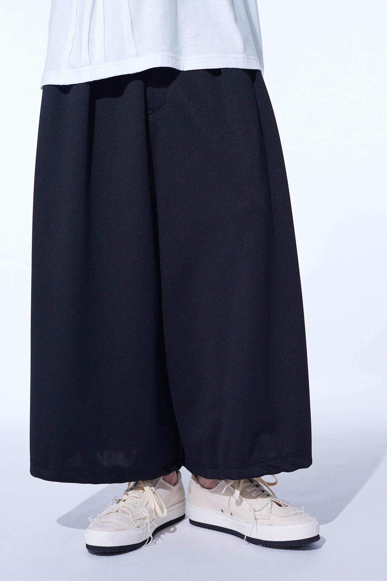 POLYESTER SMOOTH JERSEY 12-PLEATS PANTS