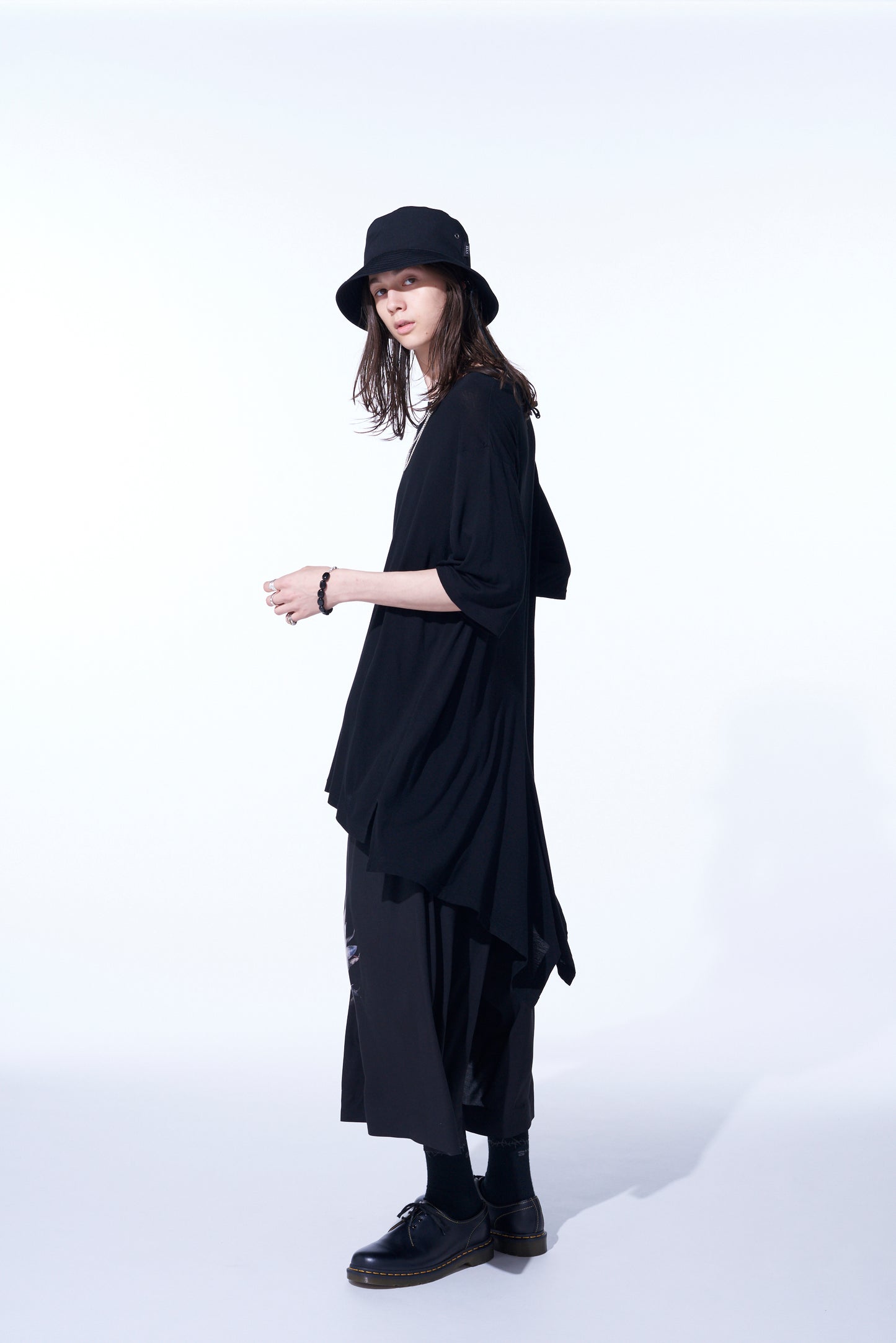 RAYON JERSEY BACK DRAPE FLARE T-SHIRT