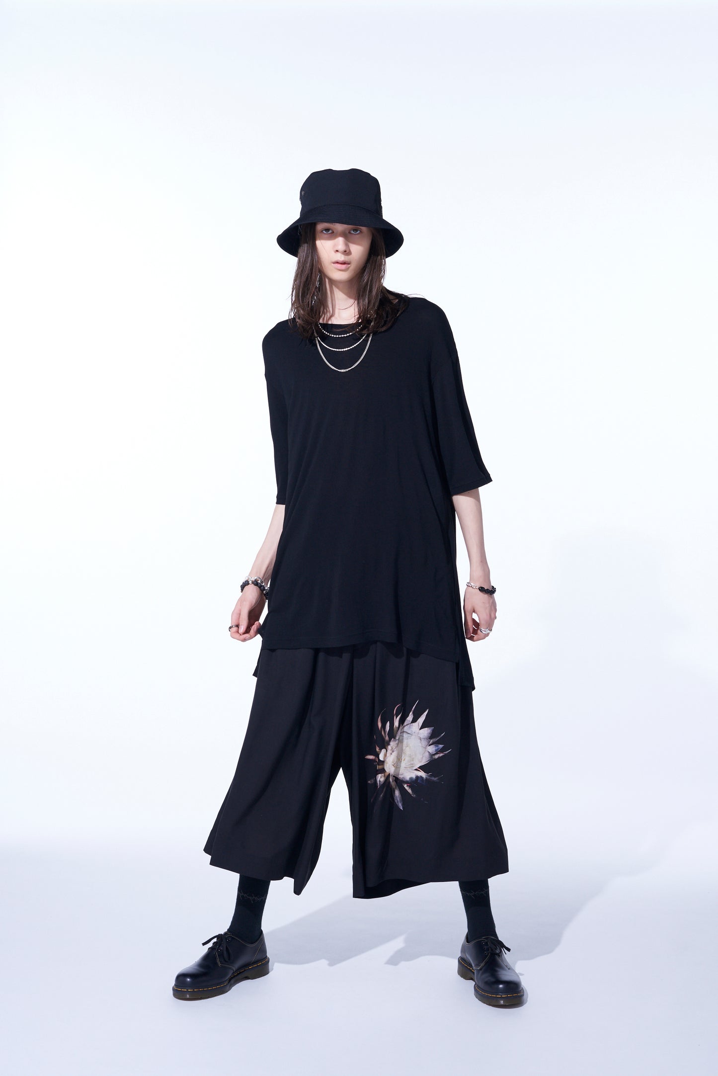 RAYON JERSEY BACK DRAPE FLARE T-SHIRT