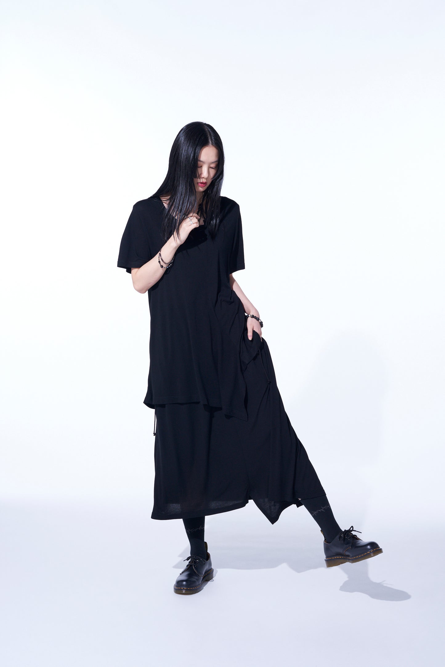 RAYON JERSEY DECONSTRUCTED ASYMMETRICAL DESIGN T-SHIRTS