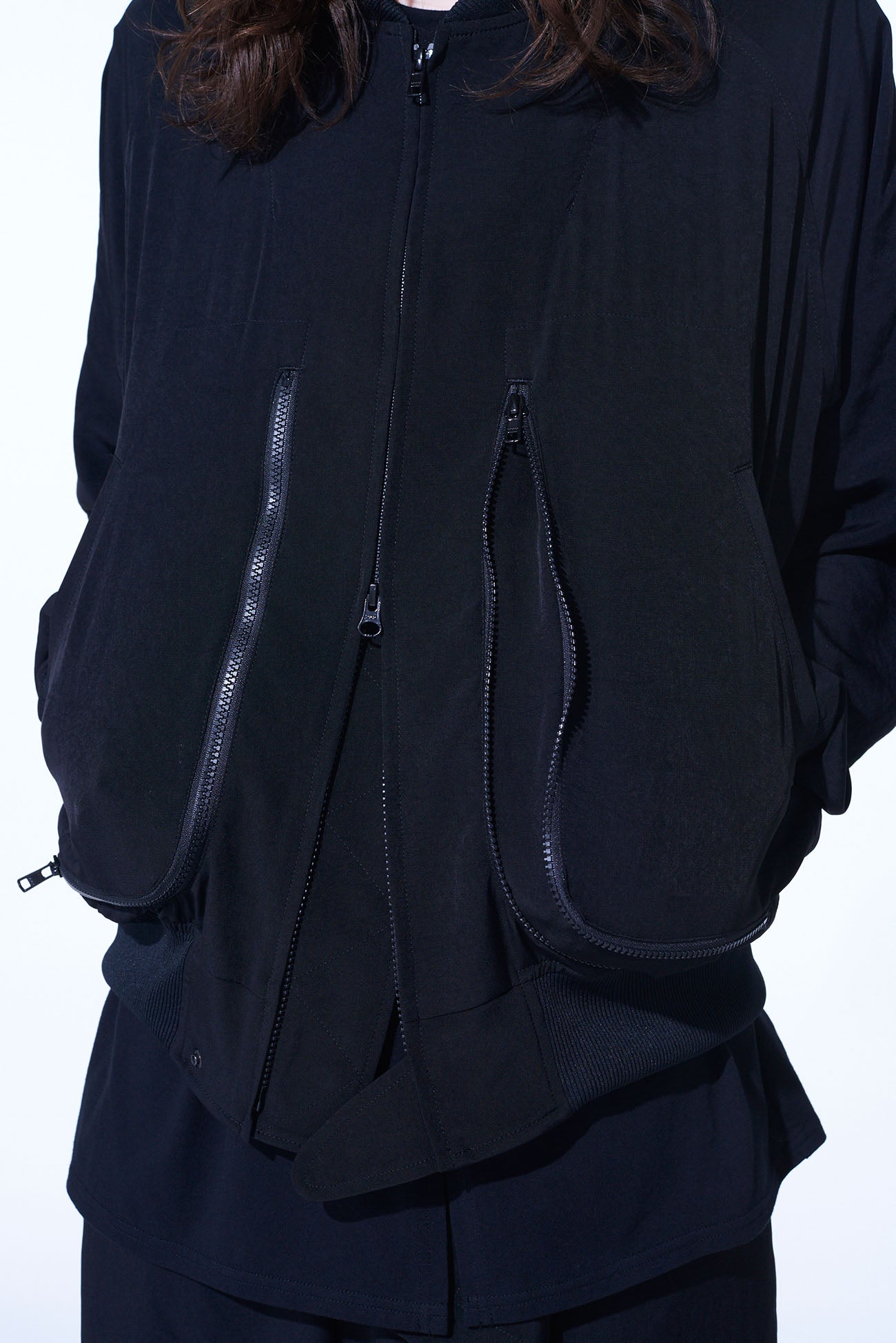 CREPE DE CHINE GUSSETED ZIPPERED POCKET BLOUSON