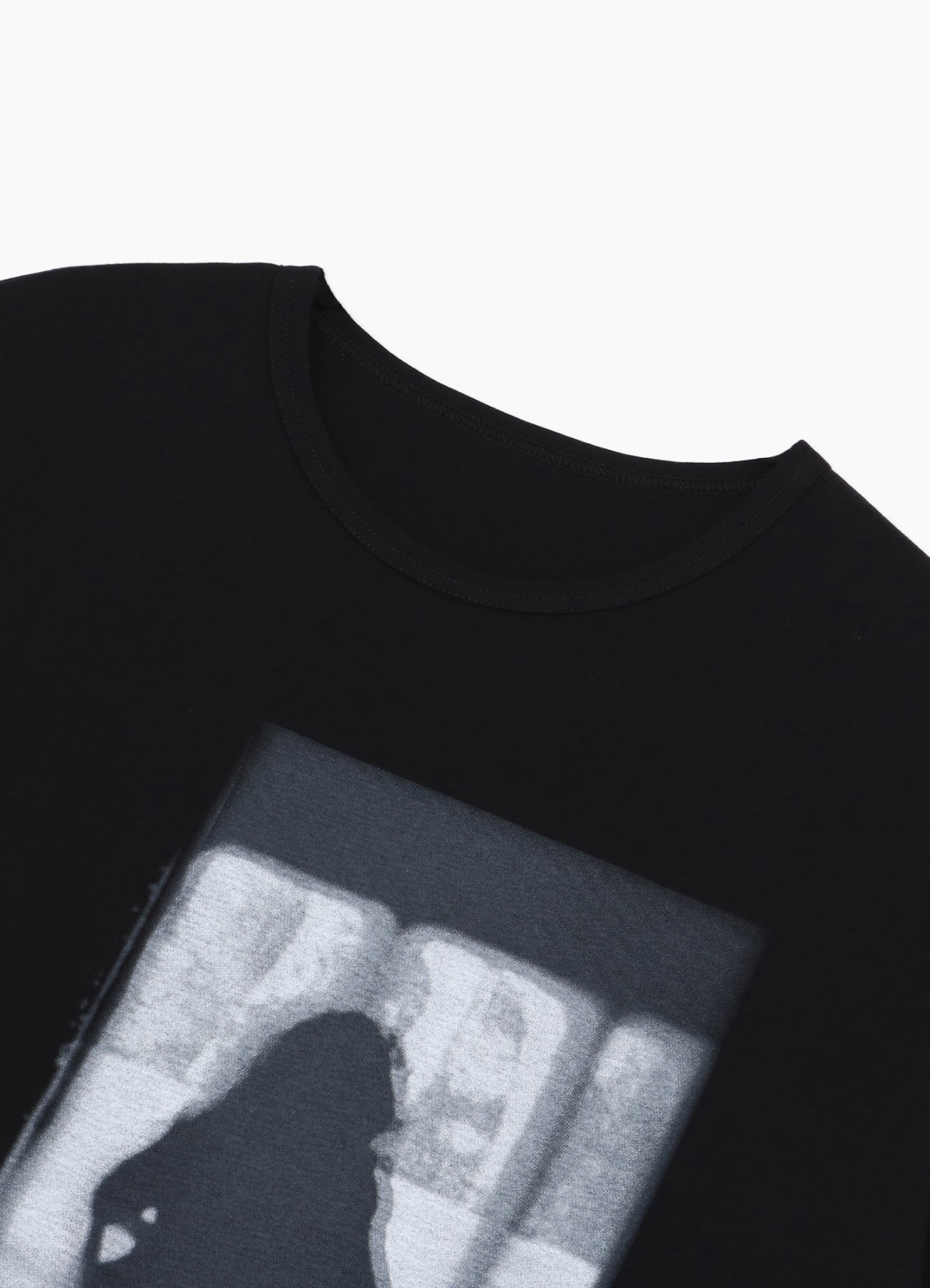 Shadow Graphic T-shirt C