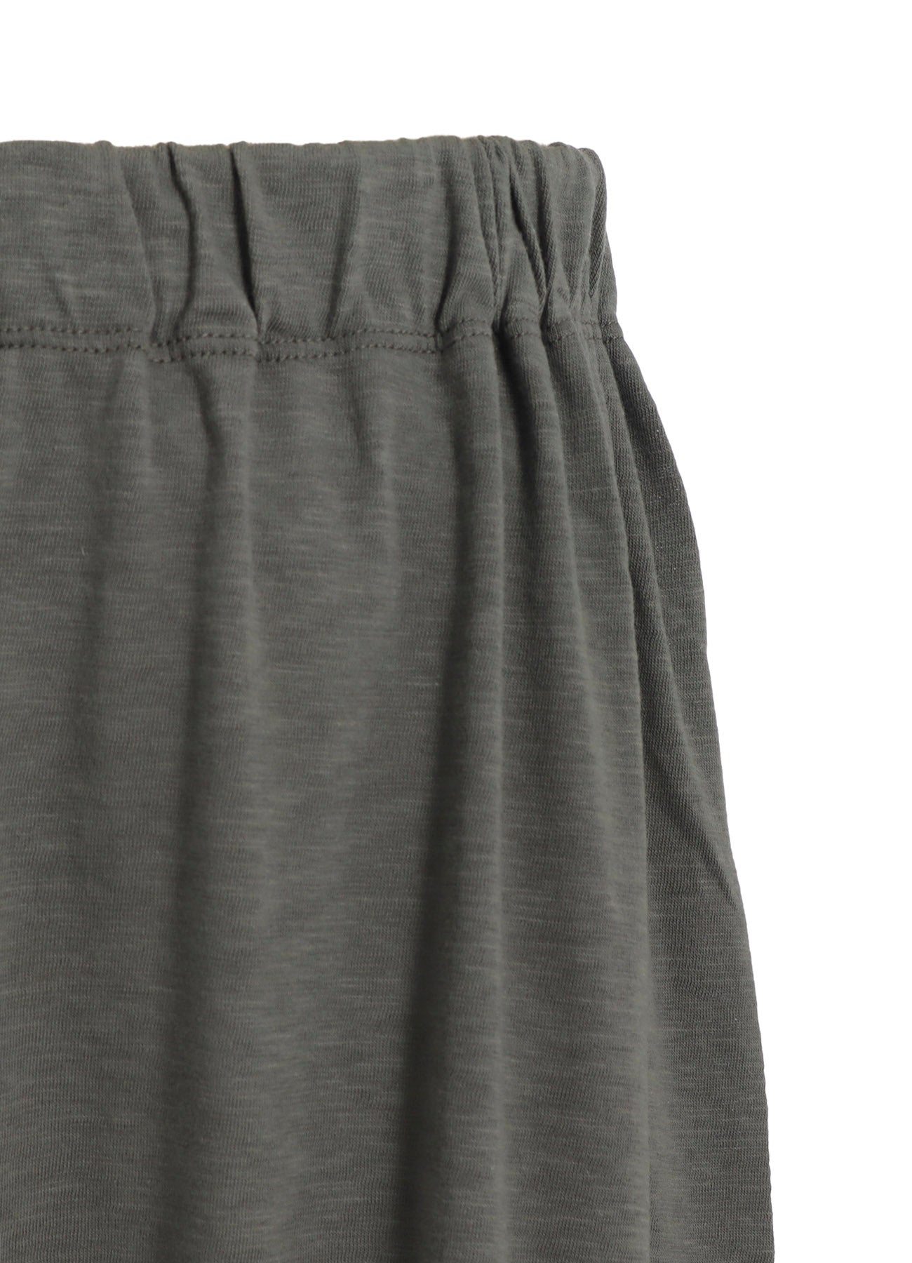 SLAB JERSEY KNEE-LENGTH PANTS